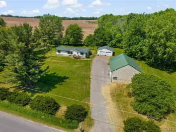 10231 Jordan Road, Cato, NY 13080