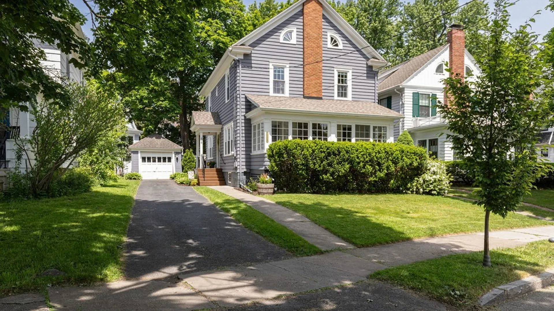 Property at 608 Charmouth Drive, Syracuse, NY 13207 3