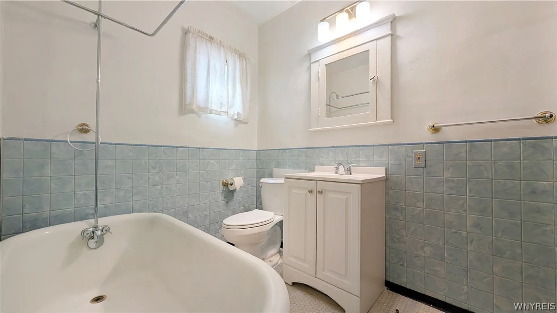 Property at 88 Commonwealth Avenue, Buffalo, NY 14216 11