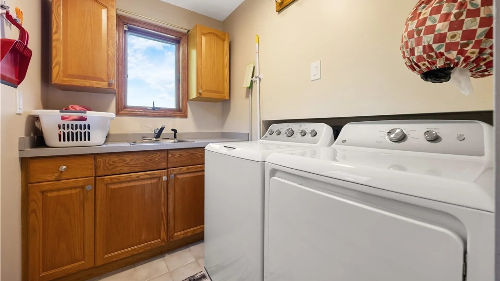 Property at 6029 Devoe Road, Camillus, NY 13031 25