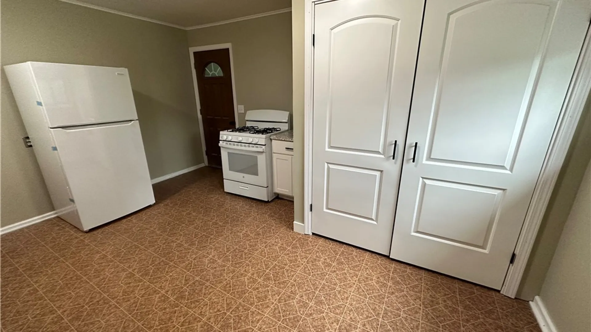 Property at 50-52 Capitol Street, Auburn, NY 13021 15