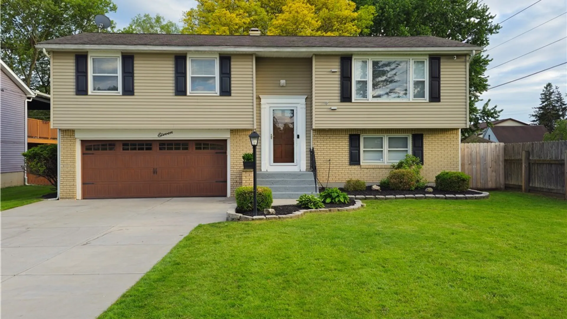 Property at 11 Joel Drive, Cheektowaga, NY 14043 3