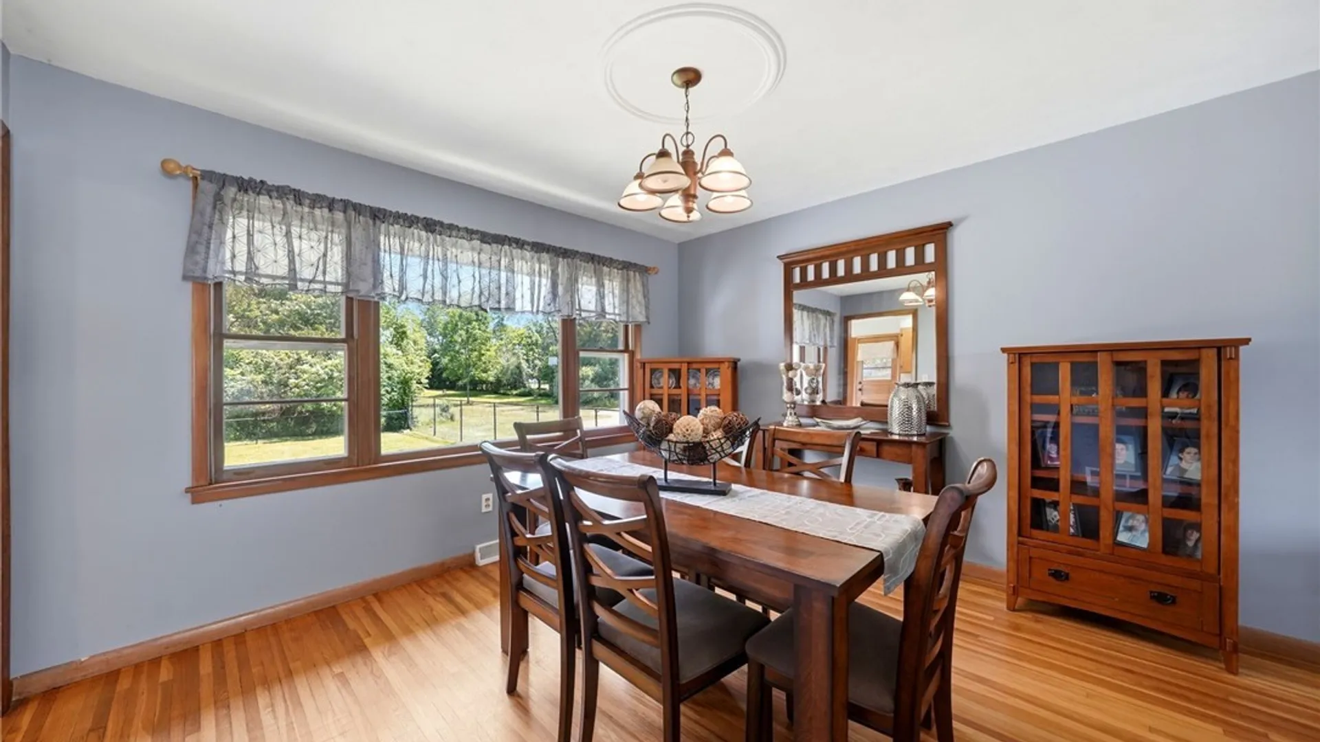 Property at 45 S Harvest Street, Amherst, NY 14221 17