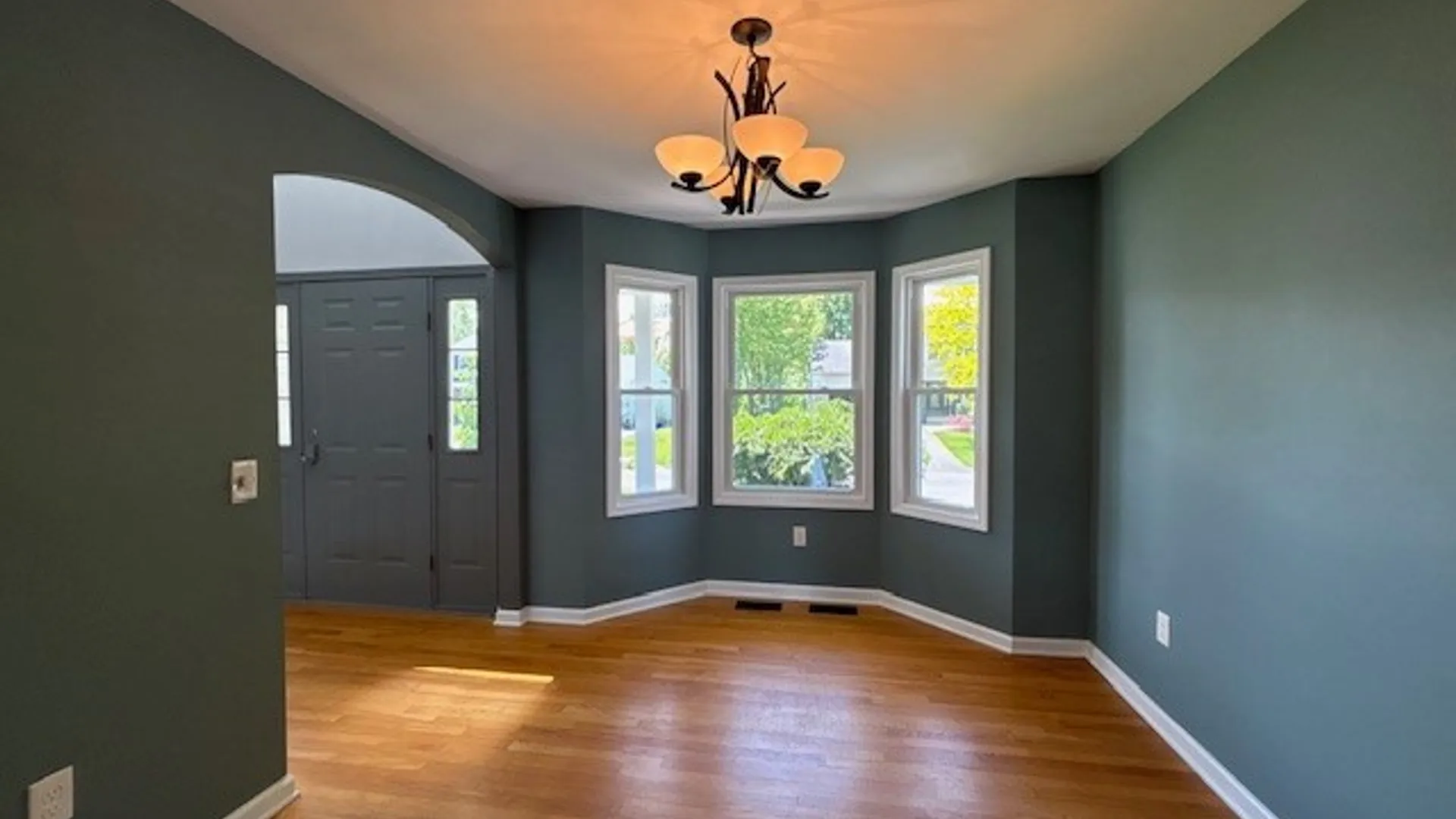 Property at 8418 Sugar Pine Circle, Clay, NY 13090 5