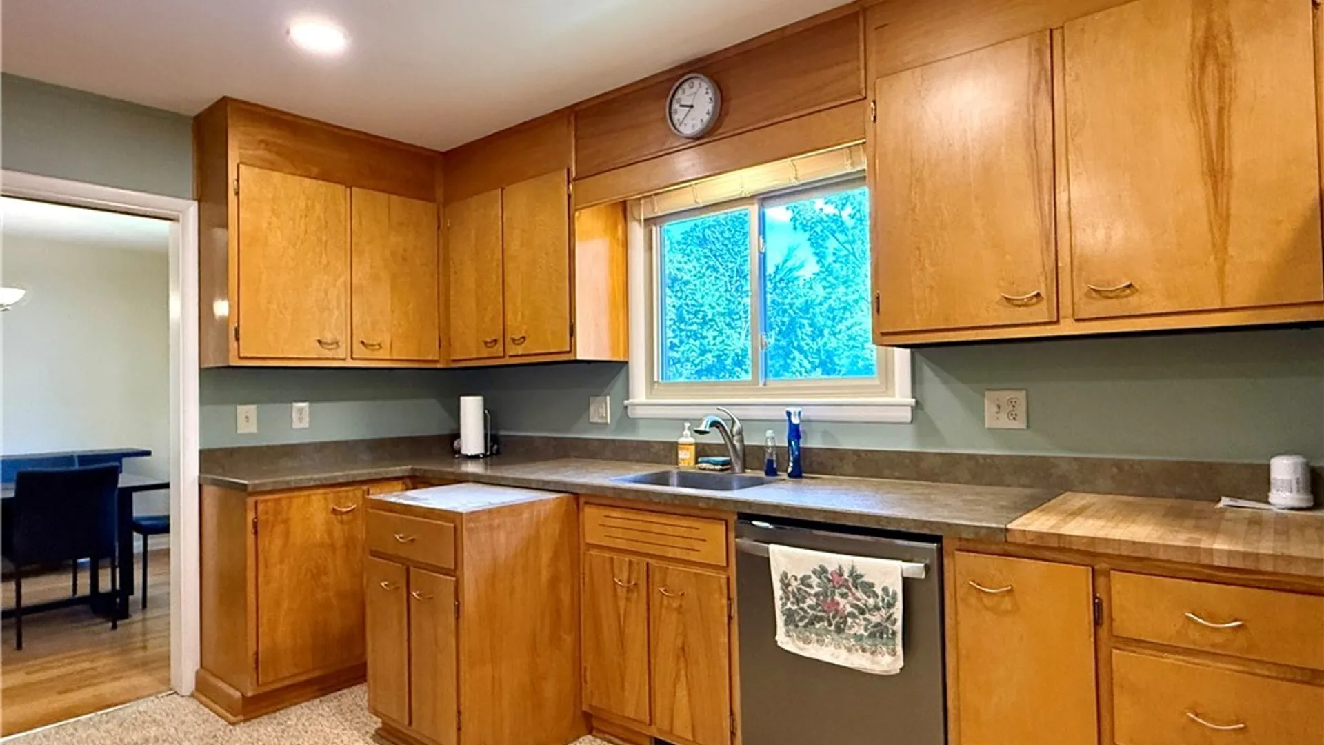Property at 146 Edgehill Road, Syracuse, NY 13224 17