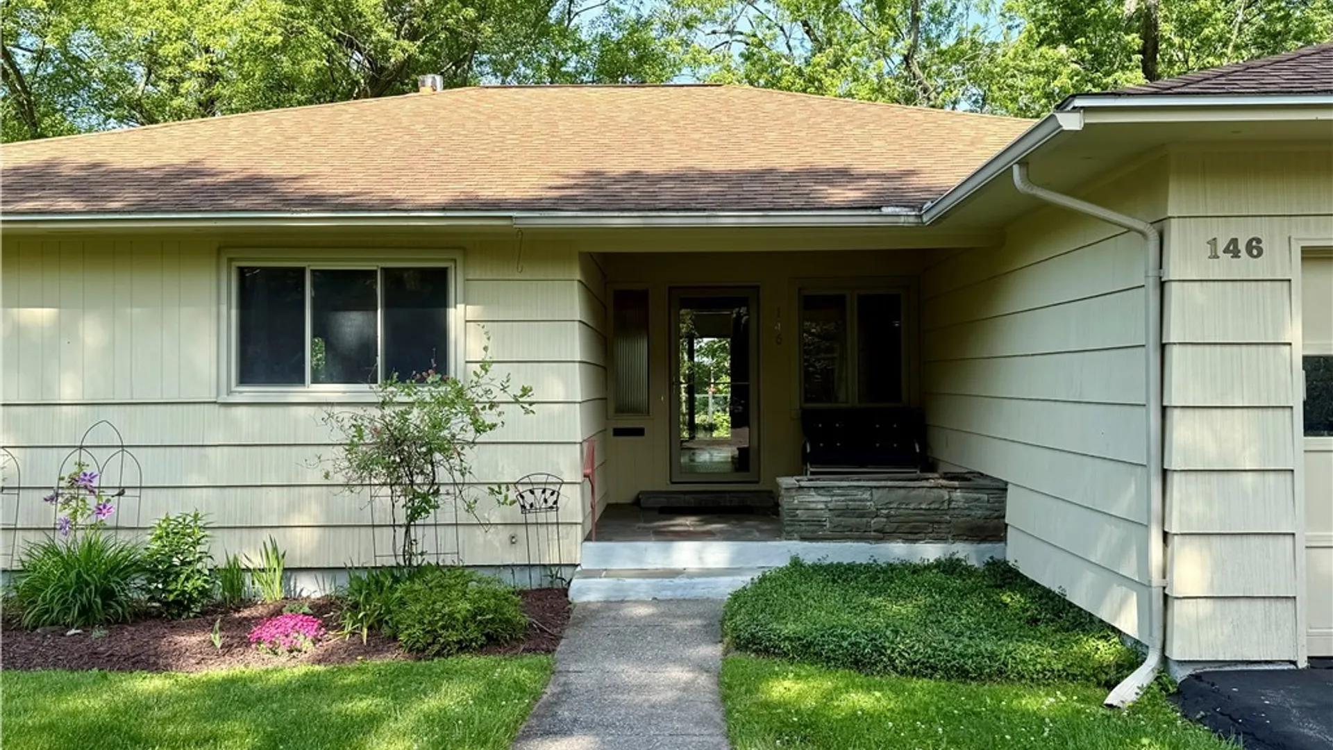Property at 146 Edgehill Road, Syracuse, NY 13224 4