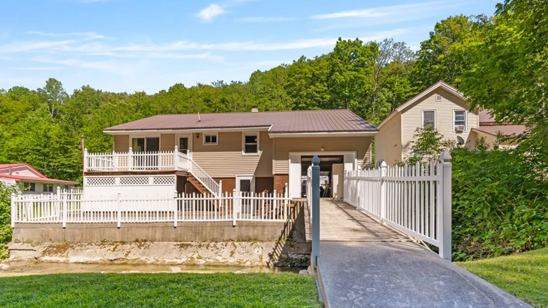 Property at 601 Spinnerville Gulf Rd N, German Flatts, NY 13357 19