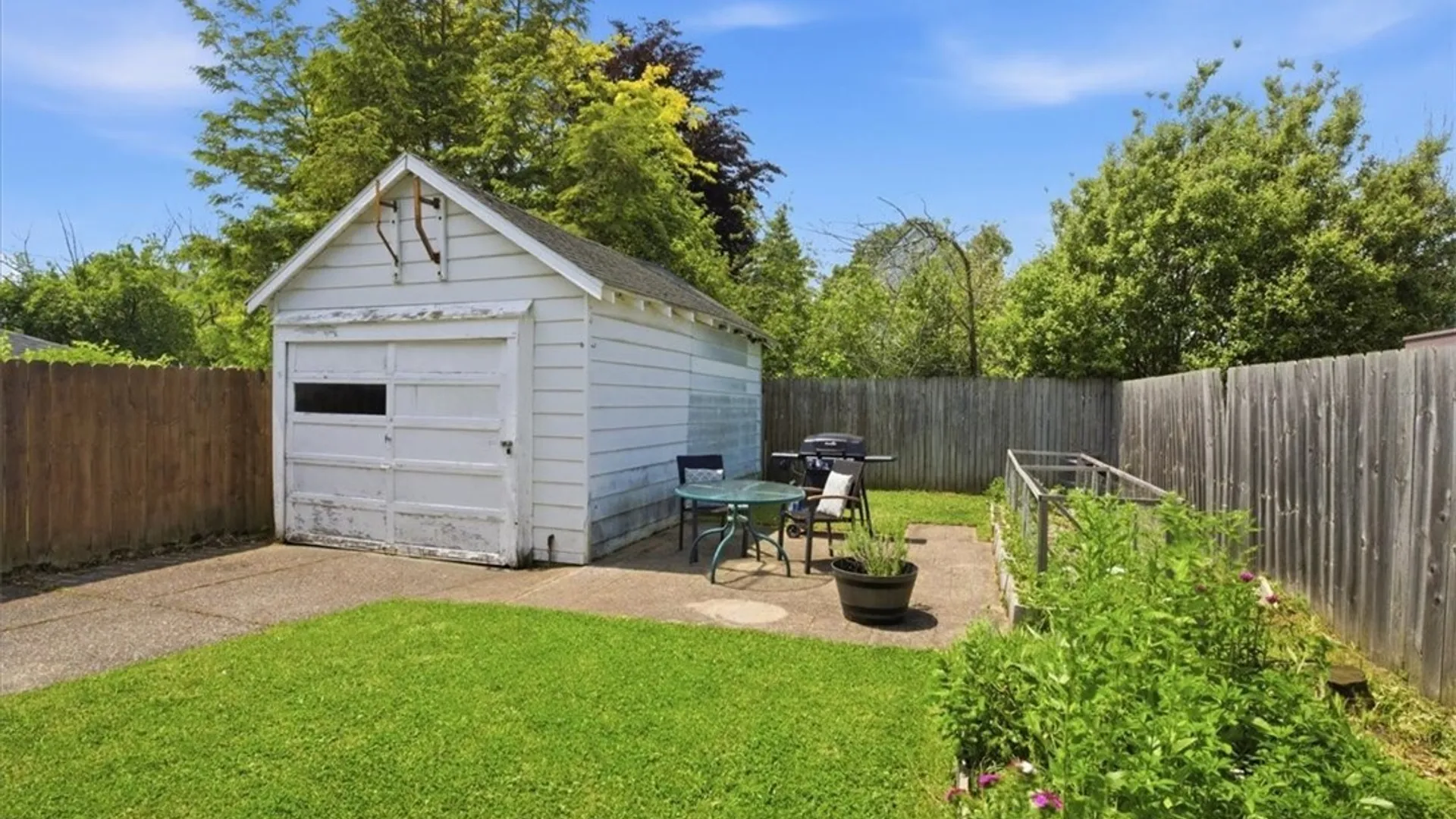 Property at 102 Haller Avenue, Cheektowaga, NY 14211 33