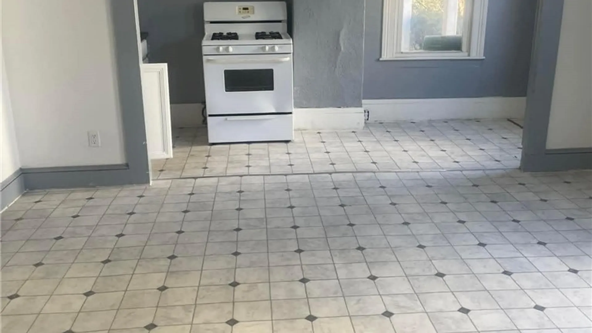 Property at 424 W 4th Street, Elmira City, NY 14901 13