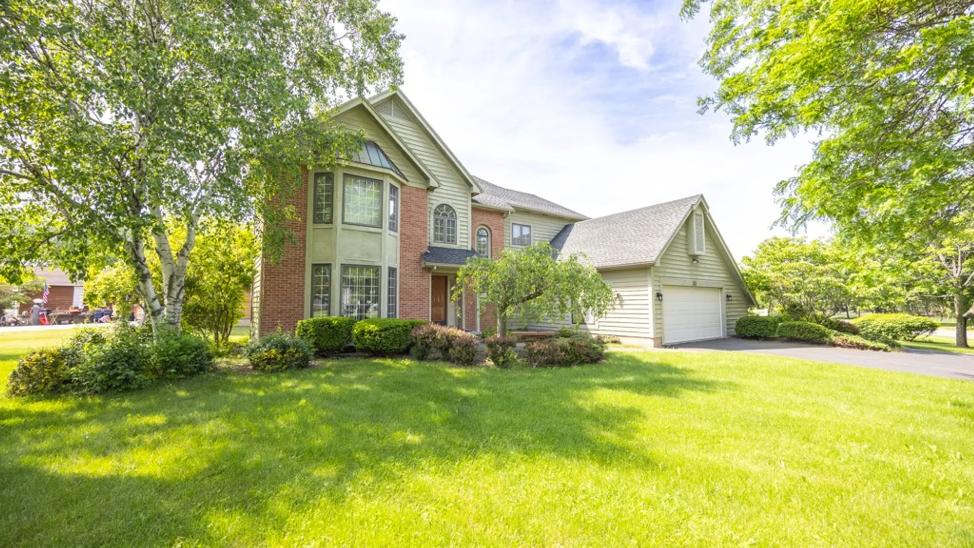 Property at 23 Wakecliffe Drive, Greece, NY 14616 2