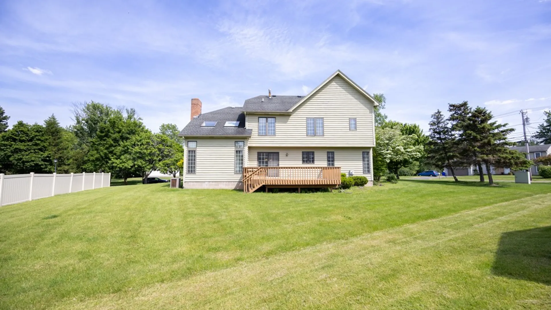 Property at 23 Wakecliffe Drive, Greece, NY 14616 25