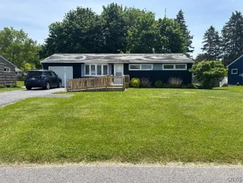 Property at 110 Brentwood Drive, Camillus, NY 13219