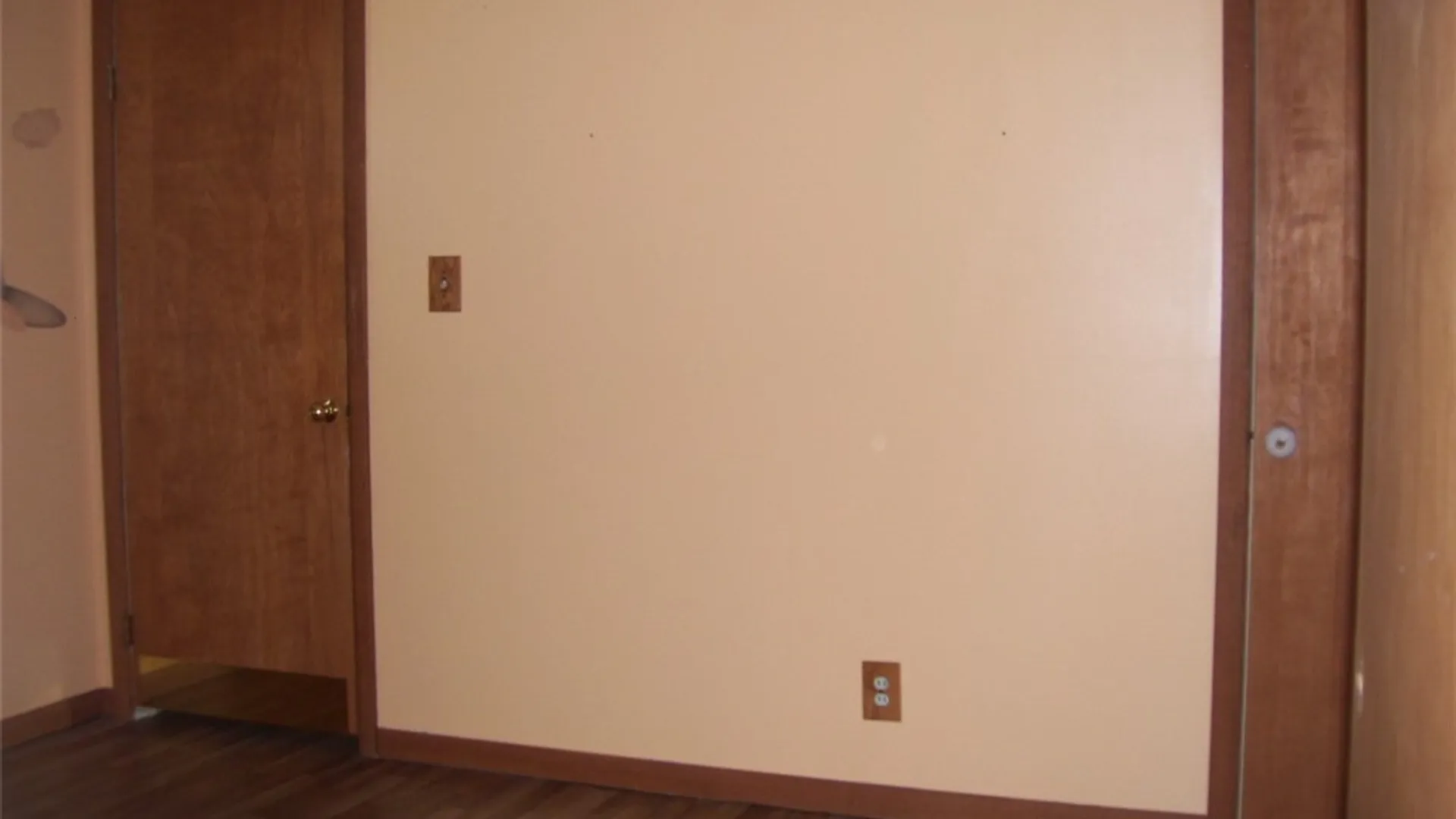 Property at 111 Wilmore Place, Syracuse, NY 13208 6