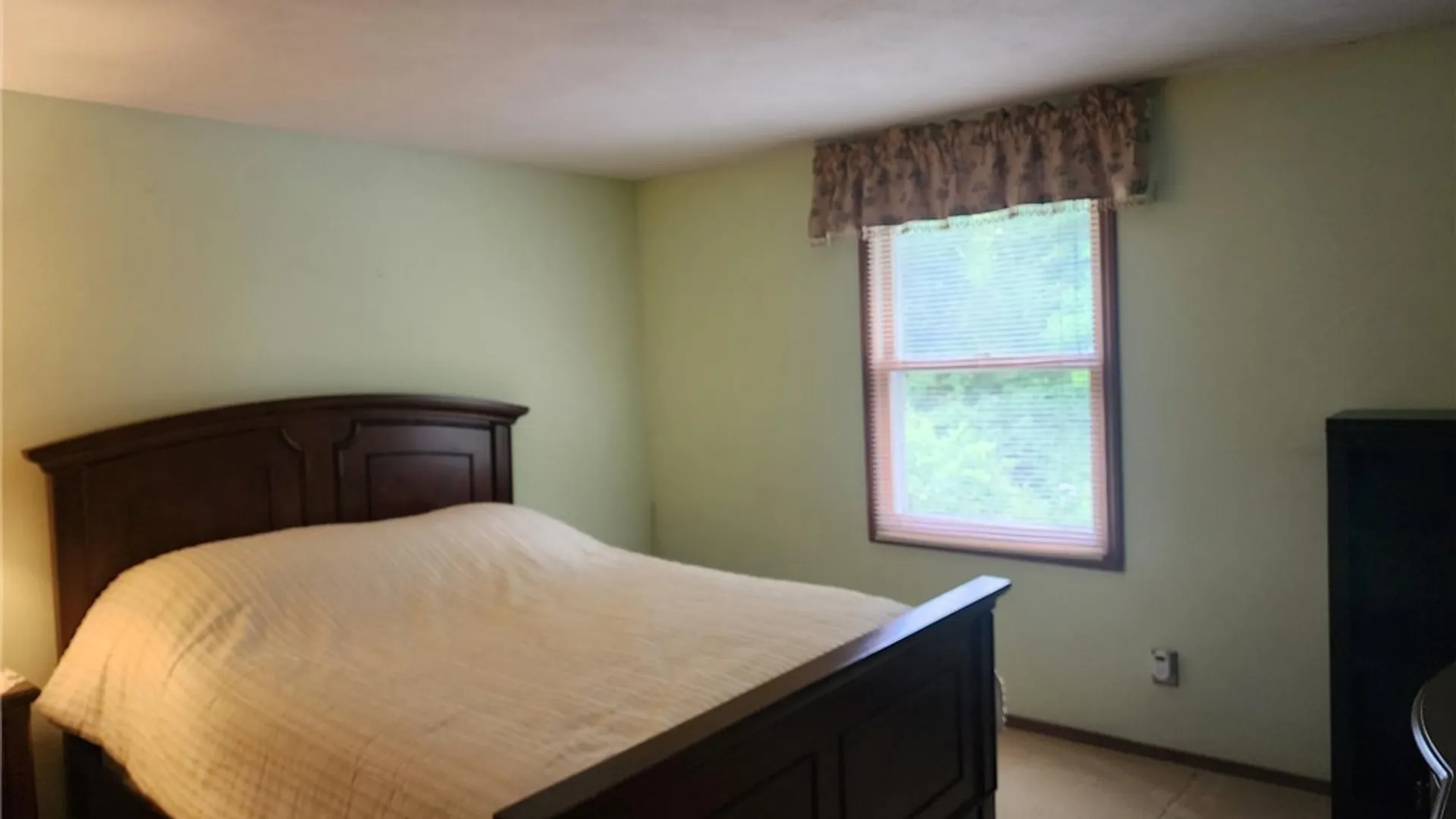 Property at 608 Mallard Drive, Camillus, NY 13031 19