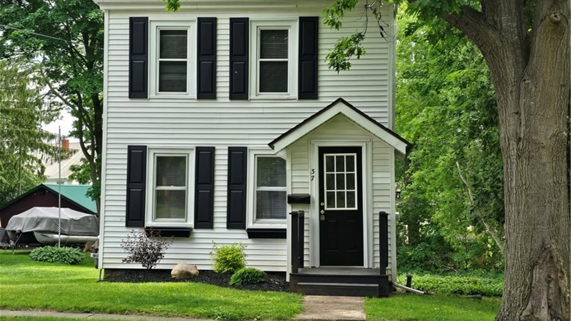 Property at 37 W Oneida Street, Lysander, NY 13027 2