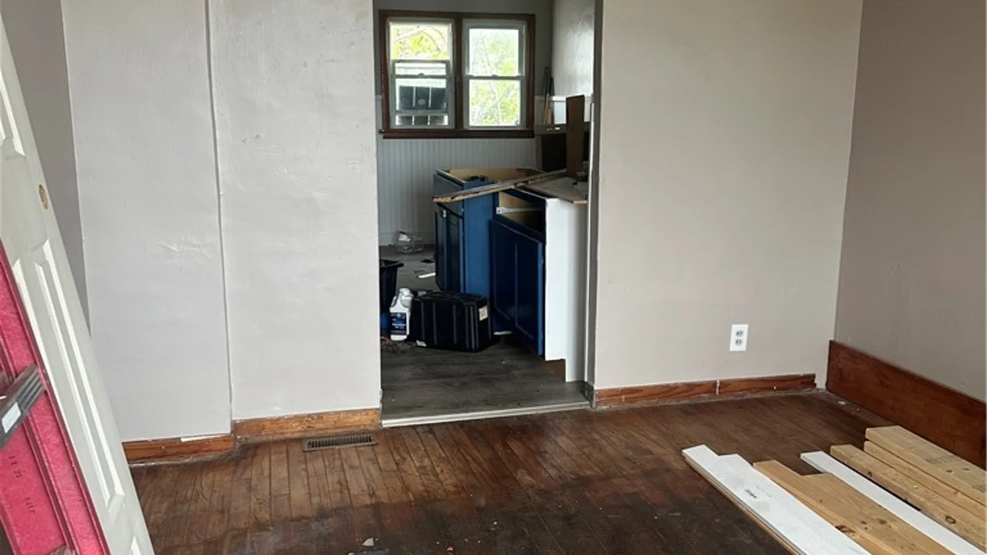 Property at 747 S Ogden Street, Buffalo, NY 14206 2