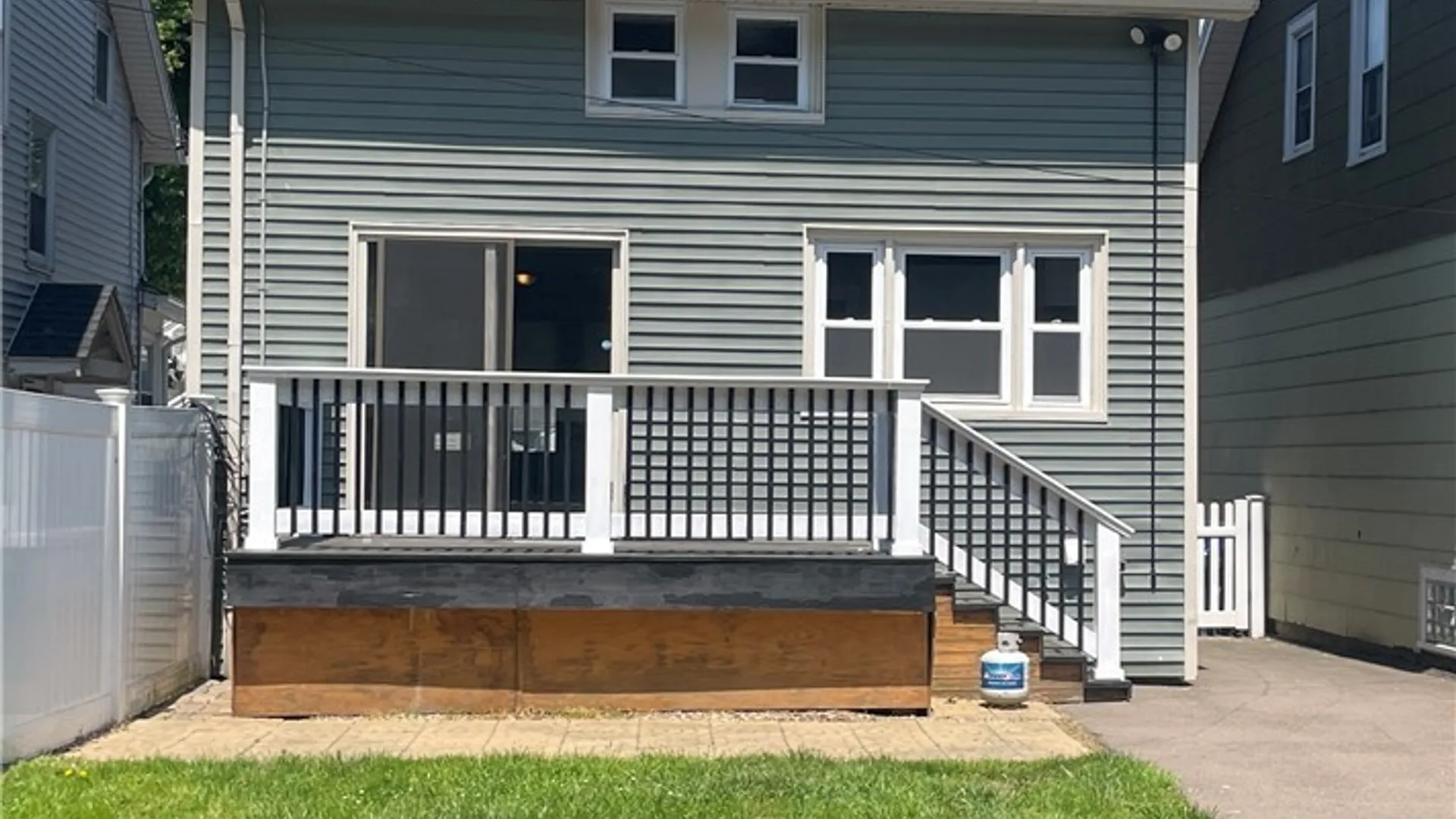 Property at 83 Lakewood Avenue, Buffalo, NY 14220 5