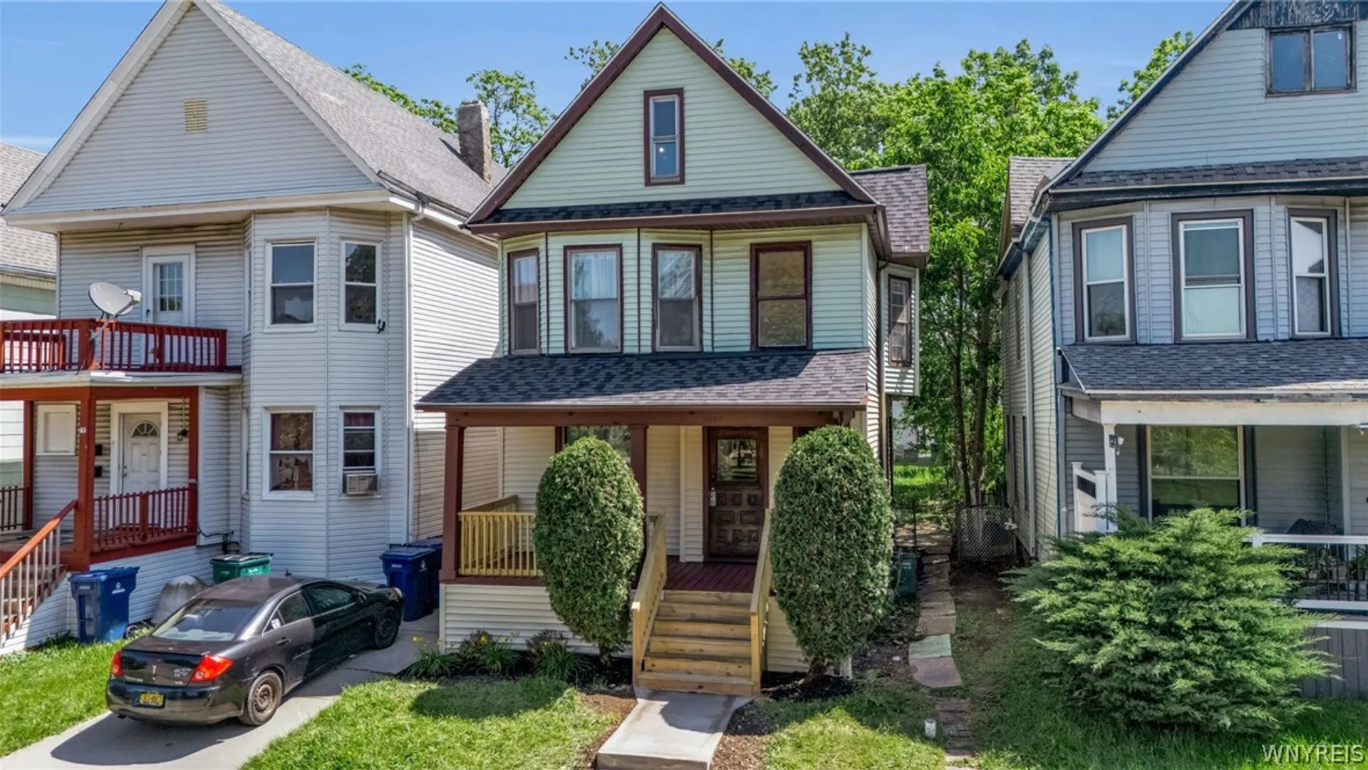 Property at 1097 Tonawanda Street, Buffalo, NY 14207 3