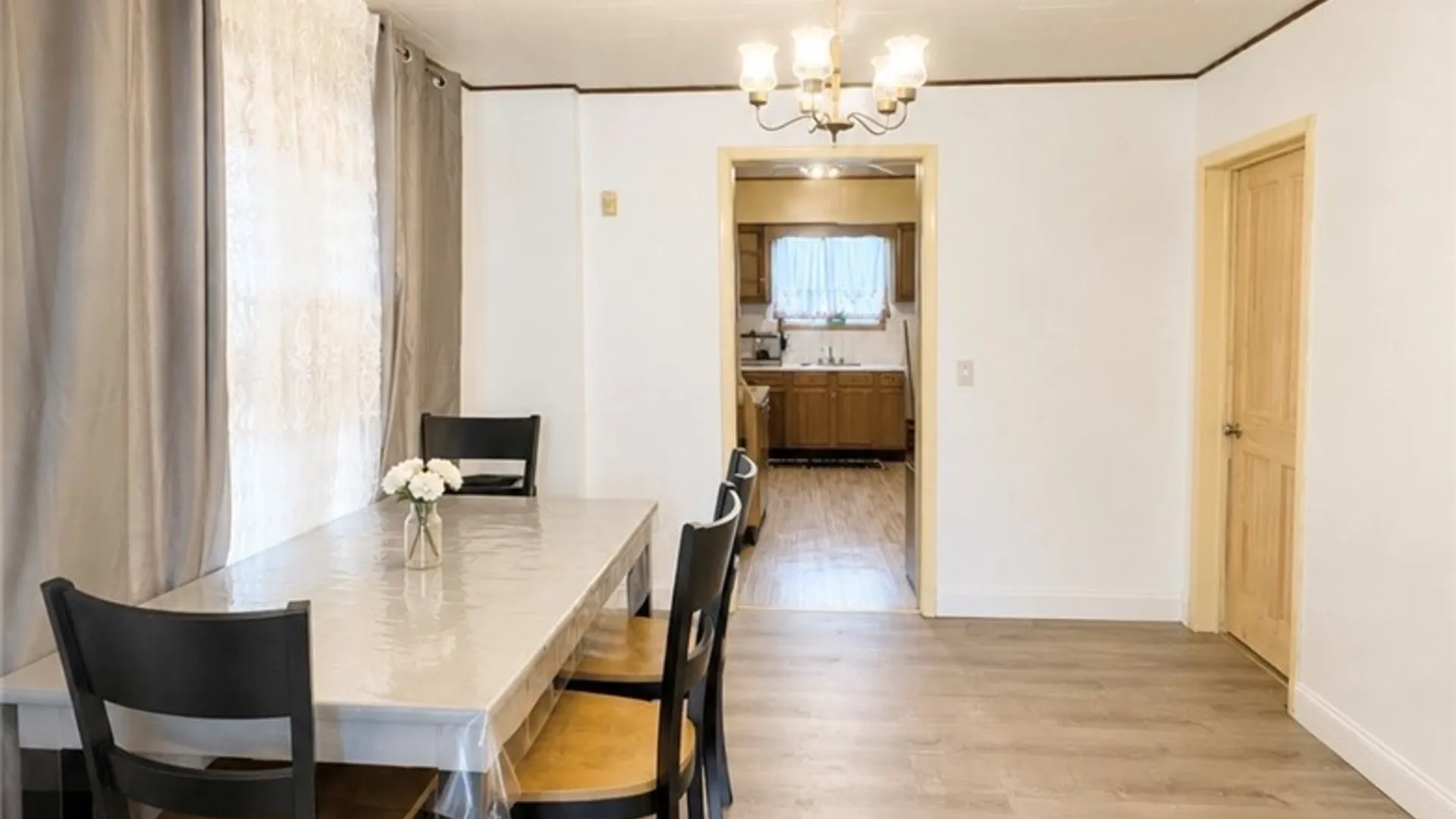 Property at 31 Herkimer Street, Buffalo, NY 14213 10