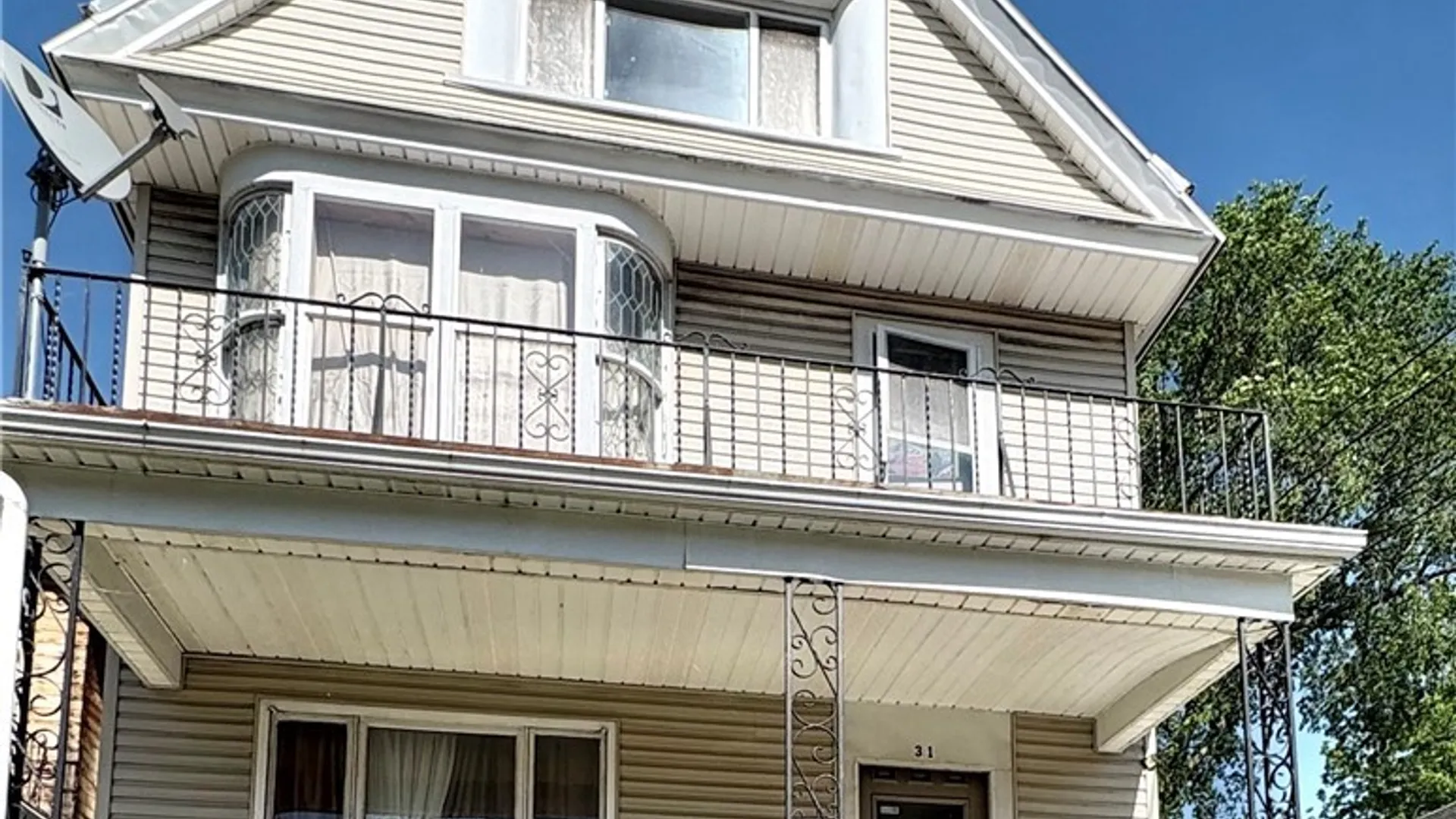 Property at 31 Herkimer Street, Buffalo, NY 14213 4