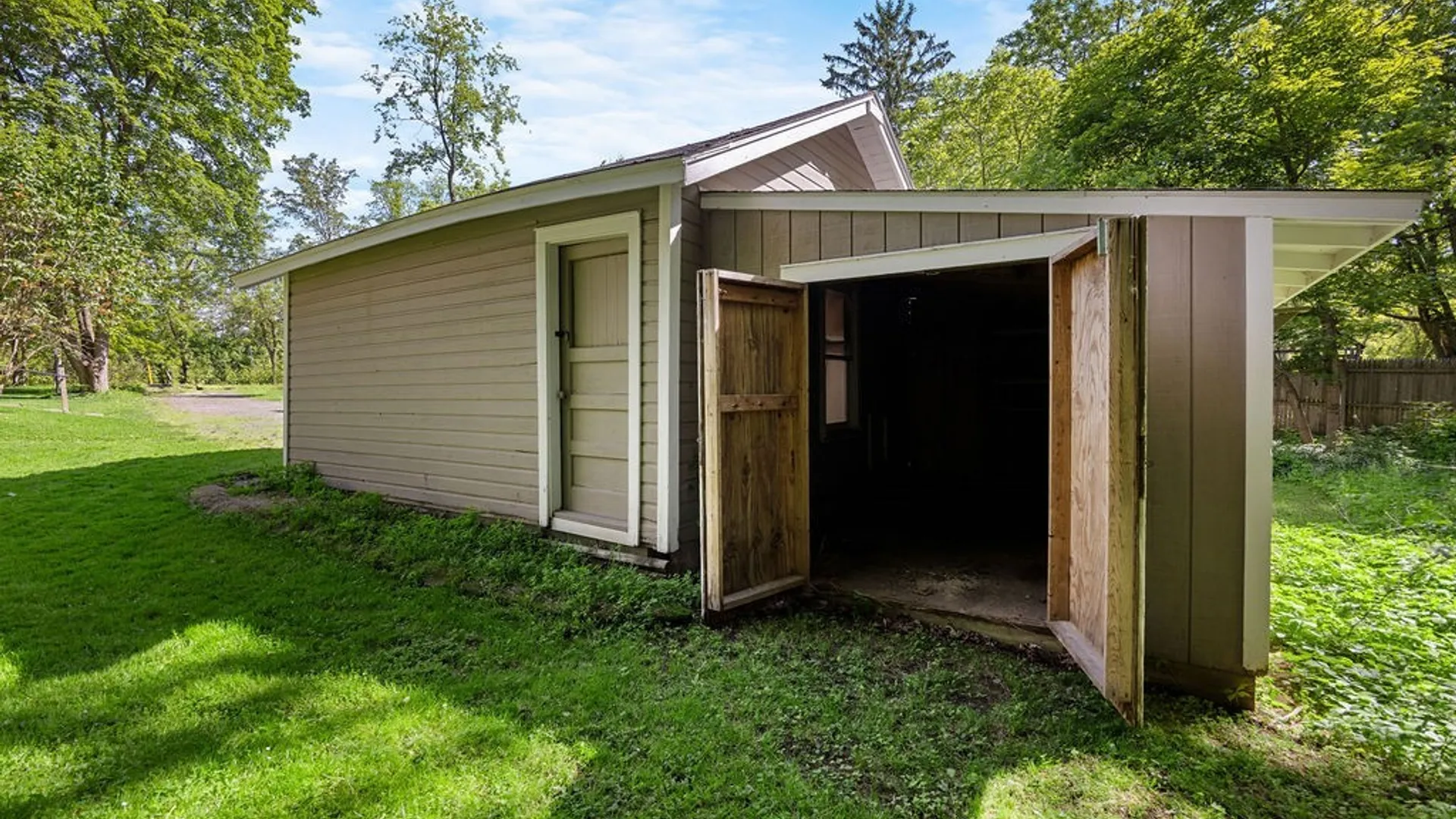 Property at 8118 E Seneca, Manlius, NY 13104 43