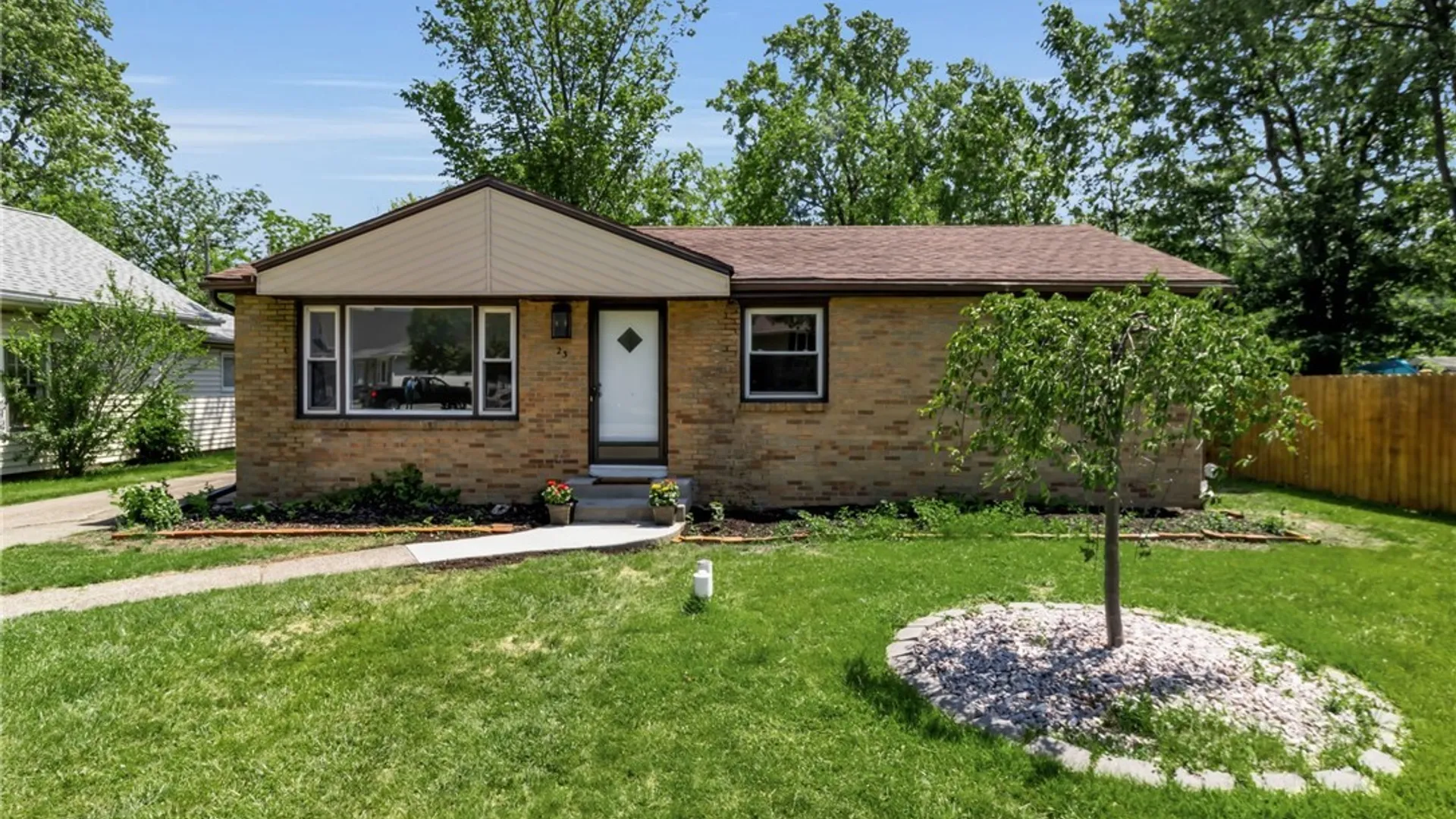 Property at 23 Heath, Tonawanda, NY 14223 2