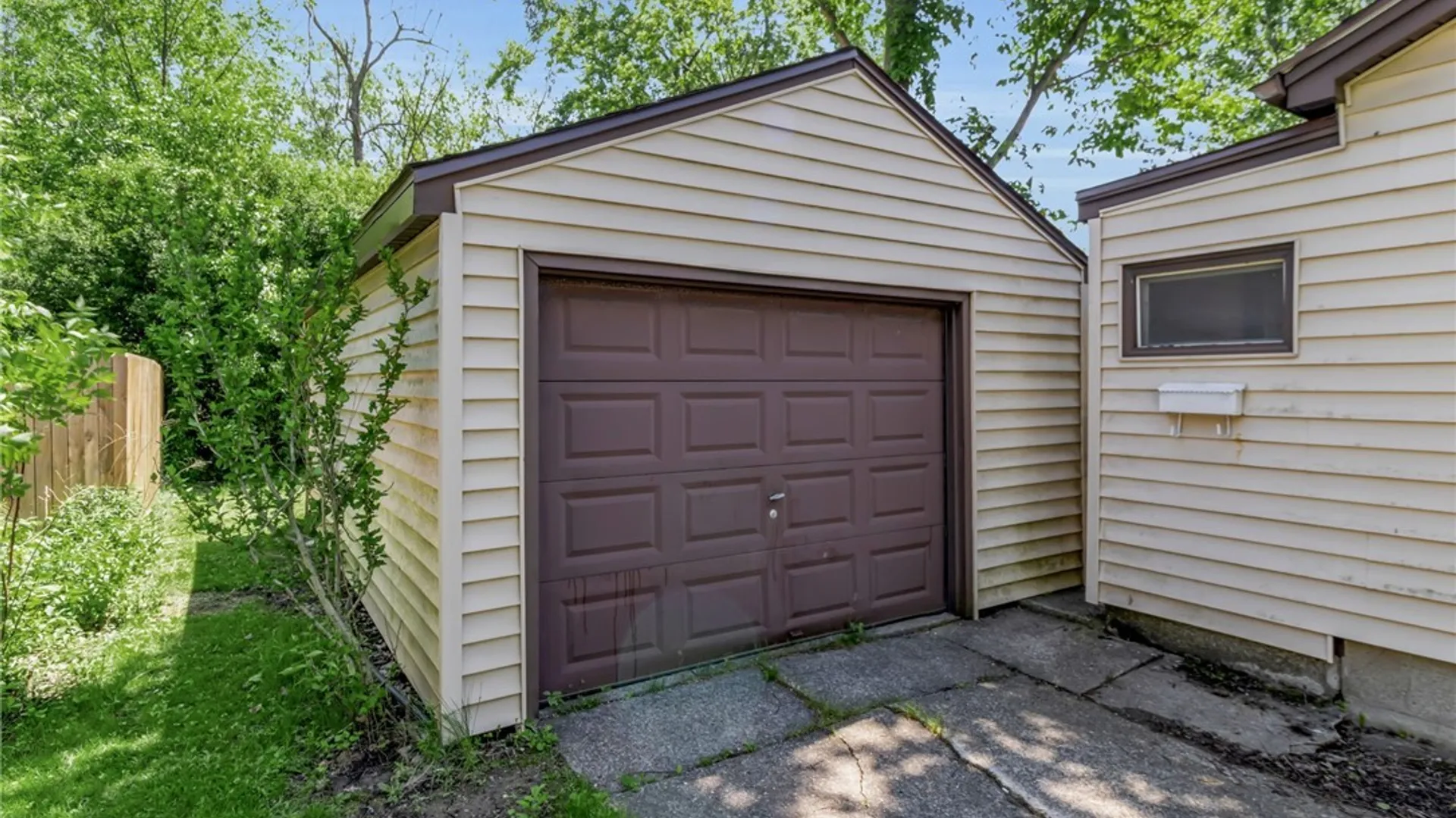 Property at 23 Heath, Tonawanda, NY 14223 7
