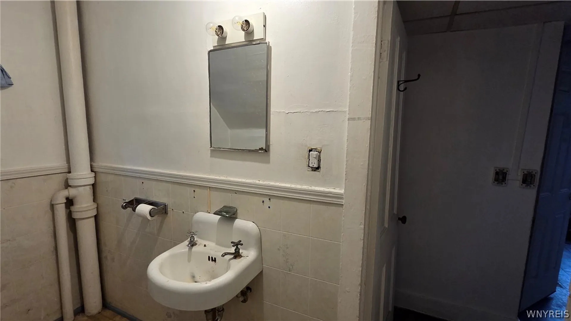 Property at 71 Sattler Avenue, Buffalo, NY 14211 20