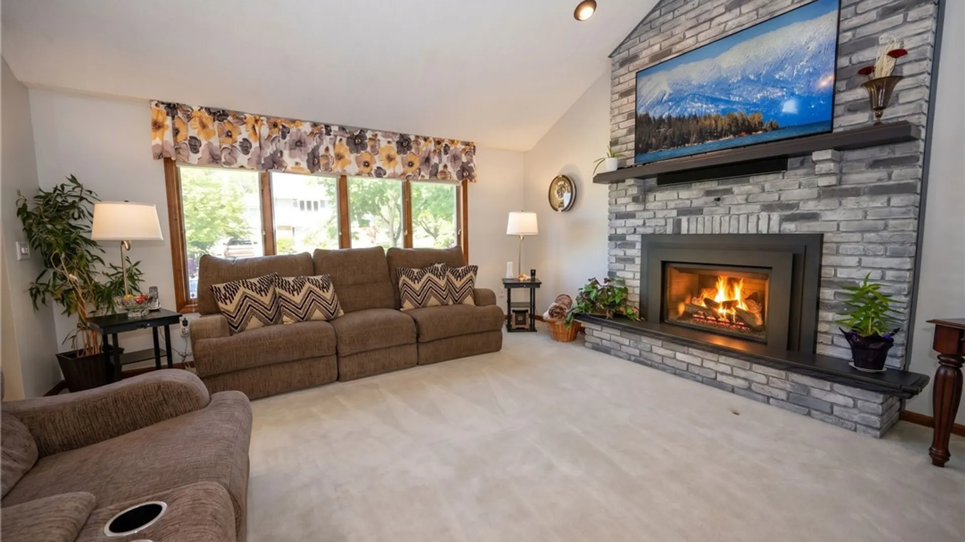 Property at 149 Boxwood Circle, Hamburg, NY 14075 17