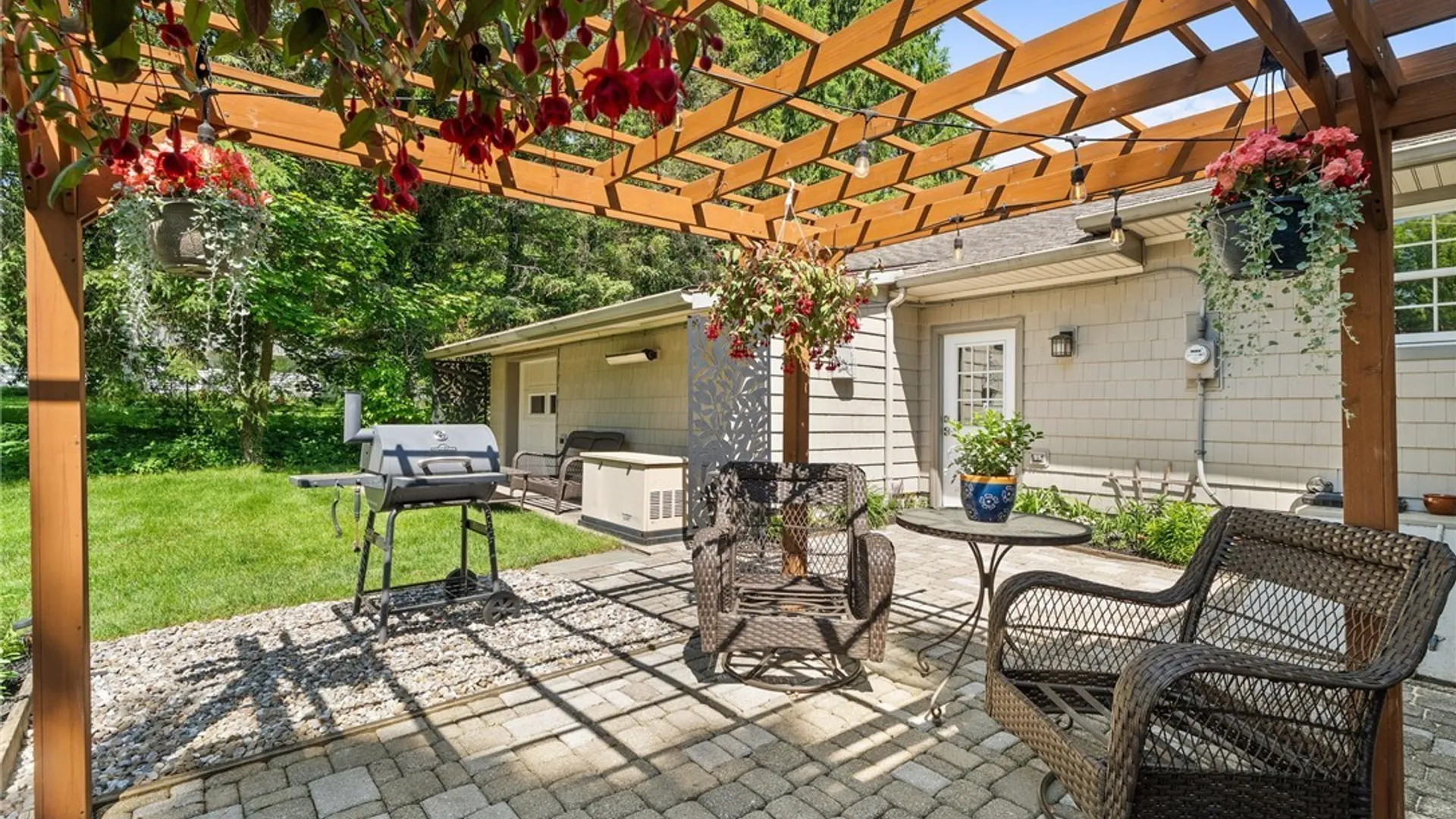 Property at 5812 Winacre Drive, Lafayette, NY 13084 22