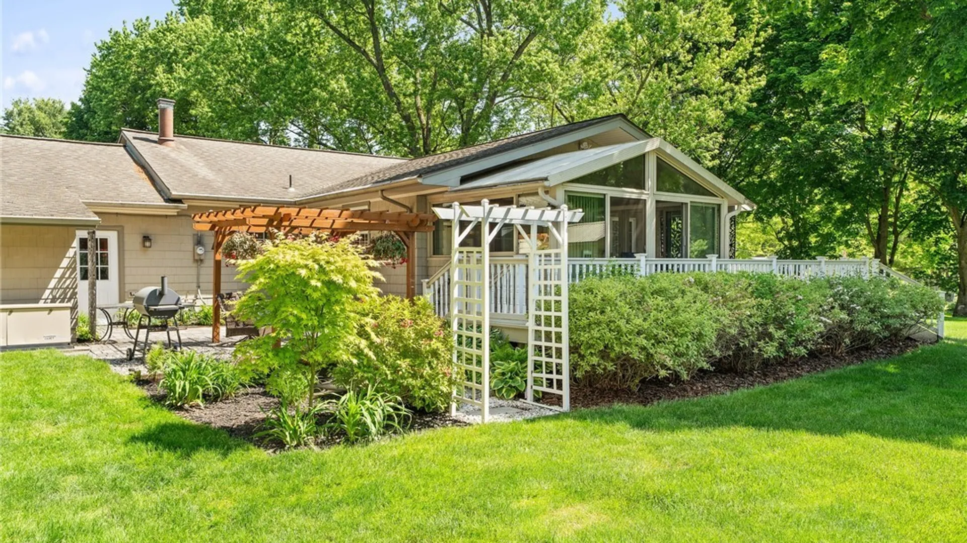 Property at 5812 Winacre Drive, Lafayette, NY 13084 23