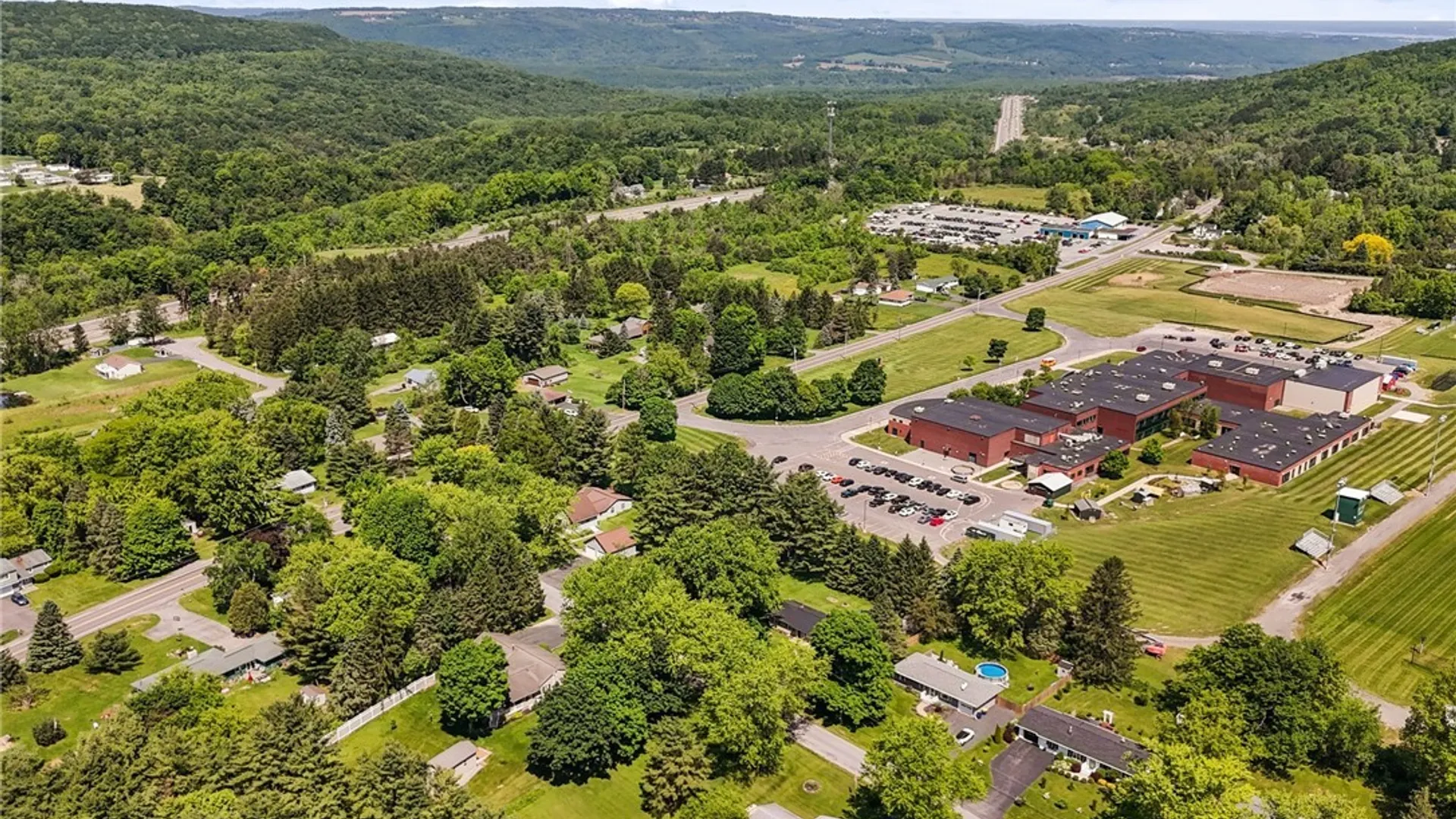 Property at 5812 Winacre Drive, Lafayette, NY 13084 28