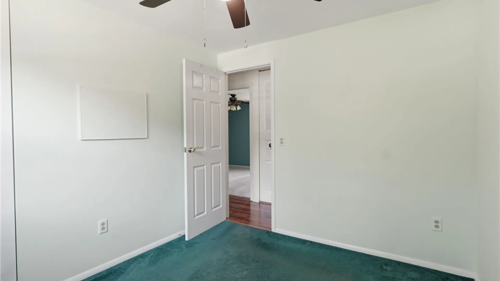 Property at 1394 Glidden Circle, Evans, NY 14047 16