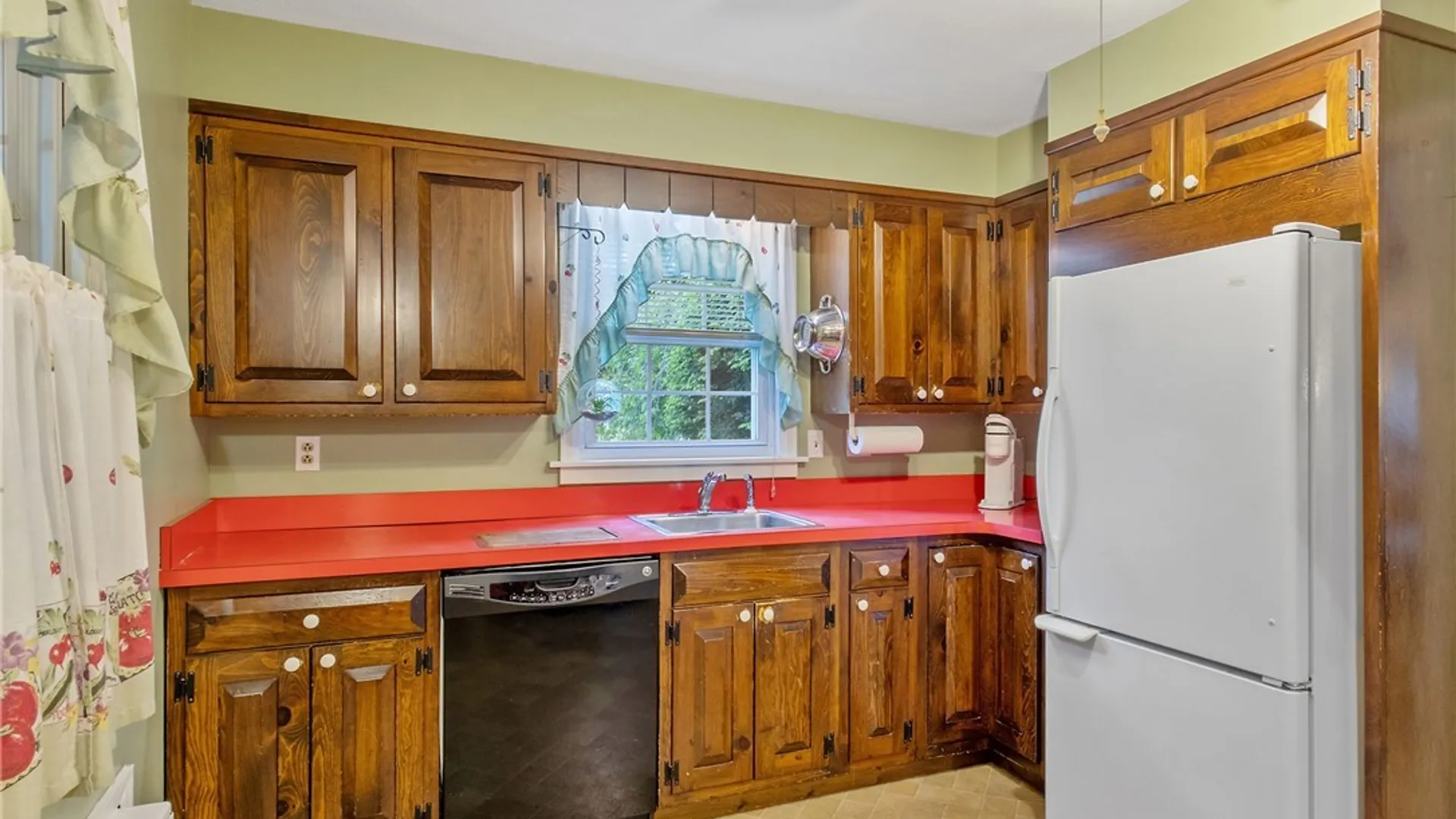 Property at 225 Kasson Road, Camillus, NY 13031 10