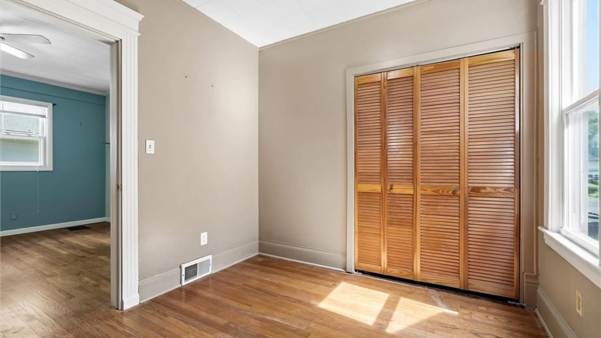 Property at 606 Schuyler Street, Syracuse, NY 13204 10