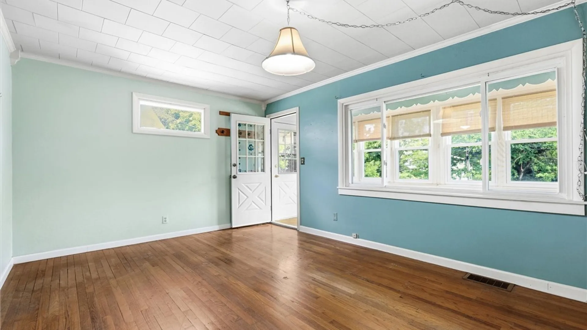 Property at 606 Schuyler Street, Syracuse, NY 13204 4