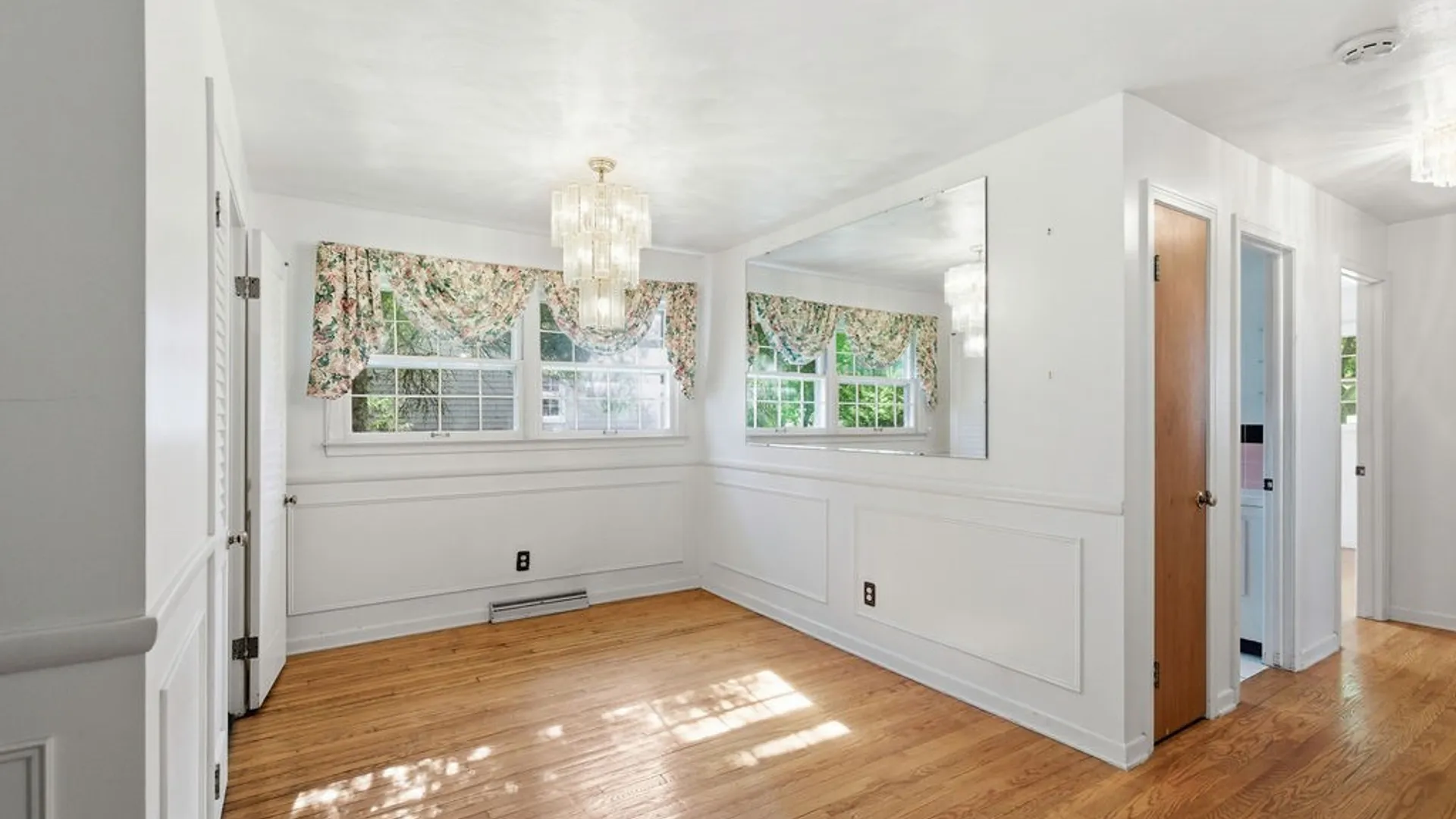 Property at 112 Margo Lane, Manlius, NY 13066 8