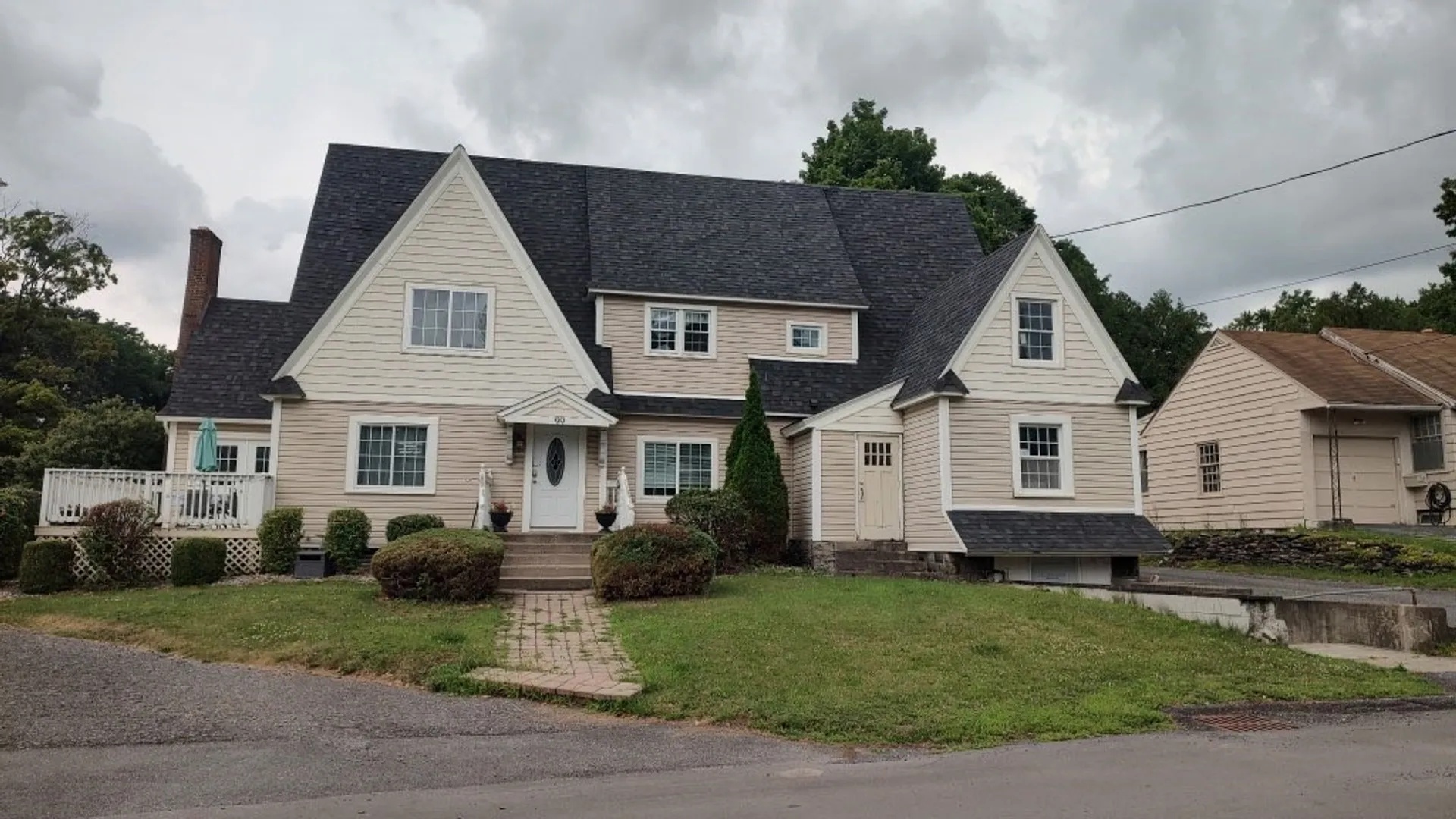 Property at 99 Yorkshire Blvd Boulevard, Camillus, NY 13219 6