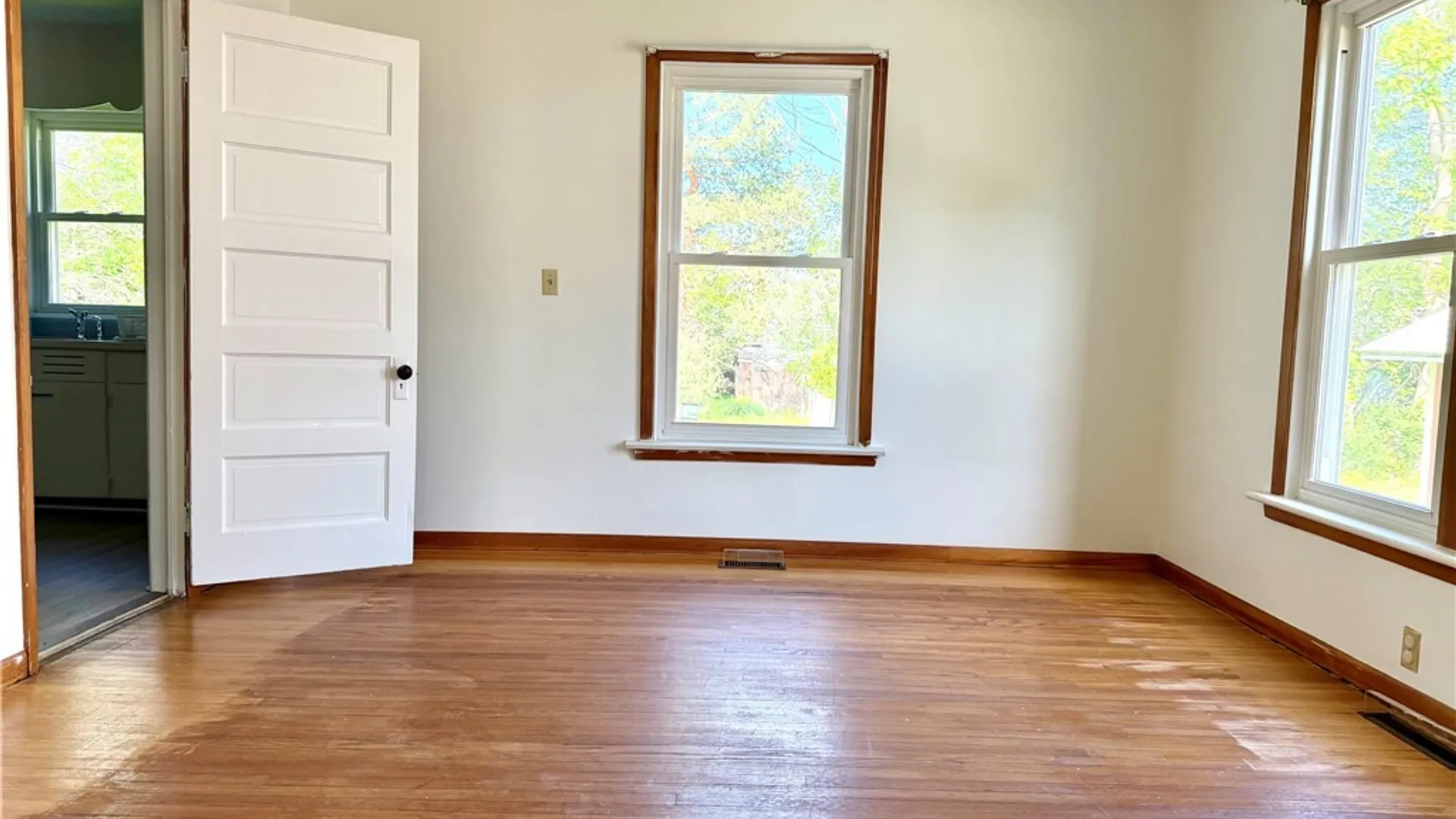 Property at 513 Mckinley Avenue, Dunkirk, NY 14048 9