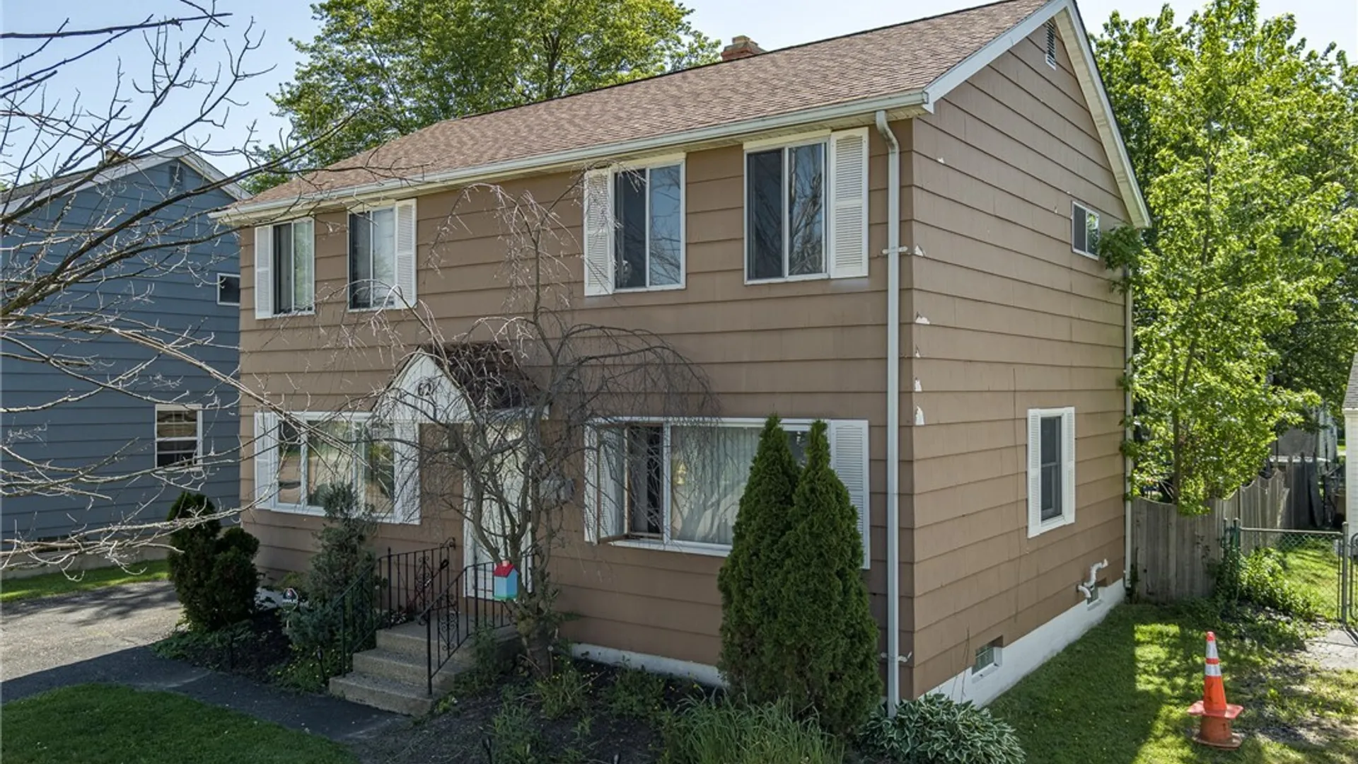 Property at 62 Patricia Lane, Cheektowaga, NY 14227 2