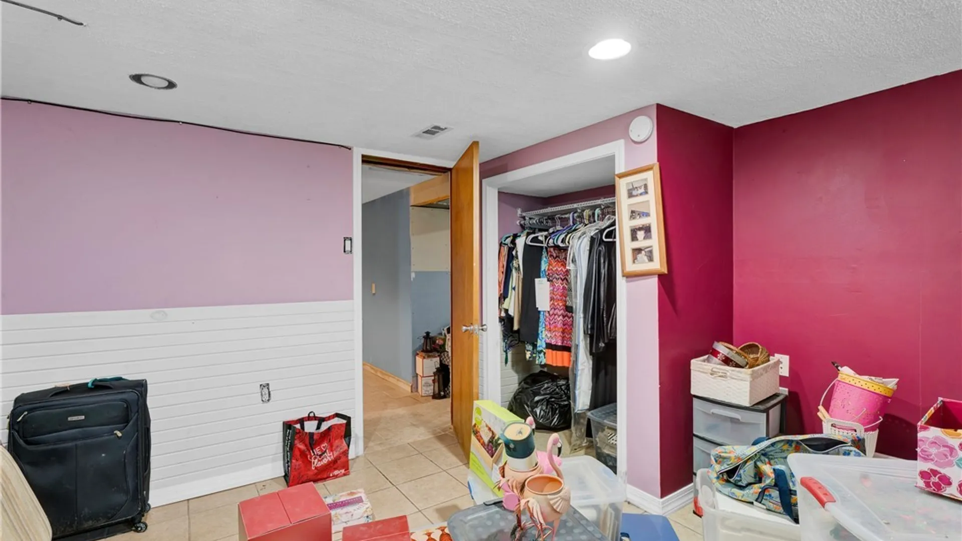 Property at 15 Hillcrest Drive, Amherst, NY 14226 10