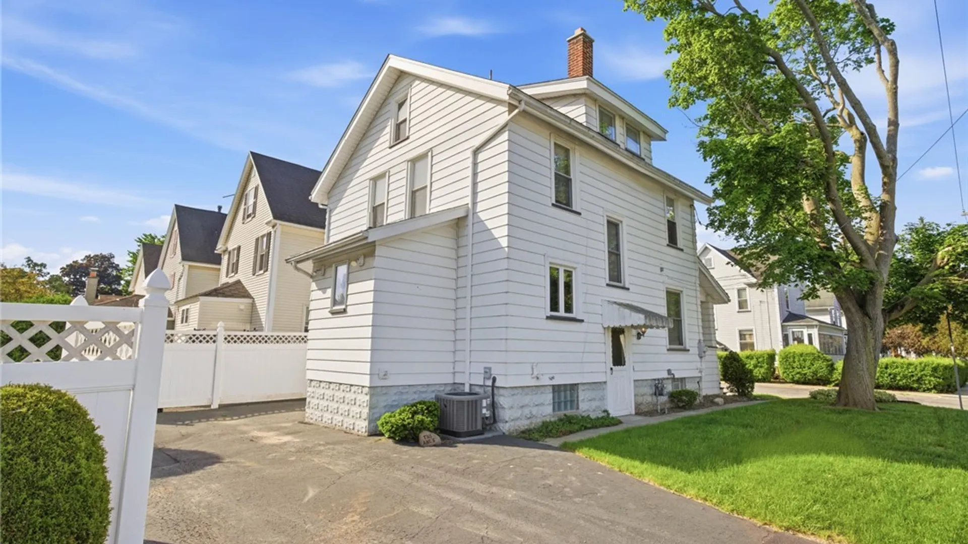 Property at 10 La Crosse Avenue, Batavia City, NY 14020 29