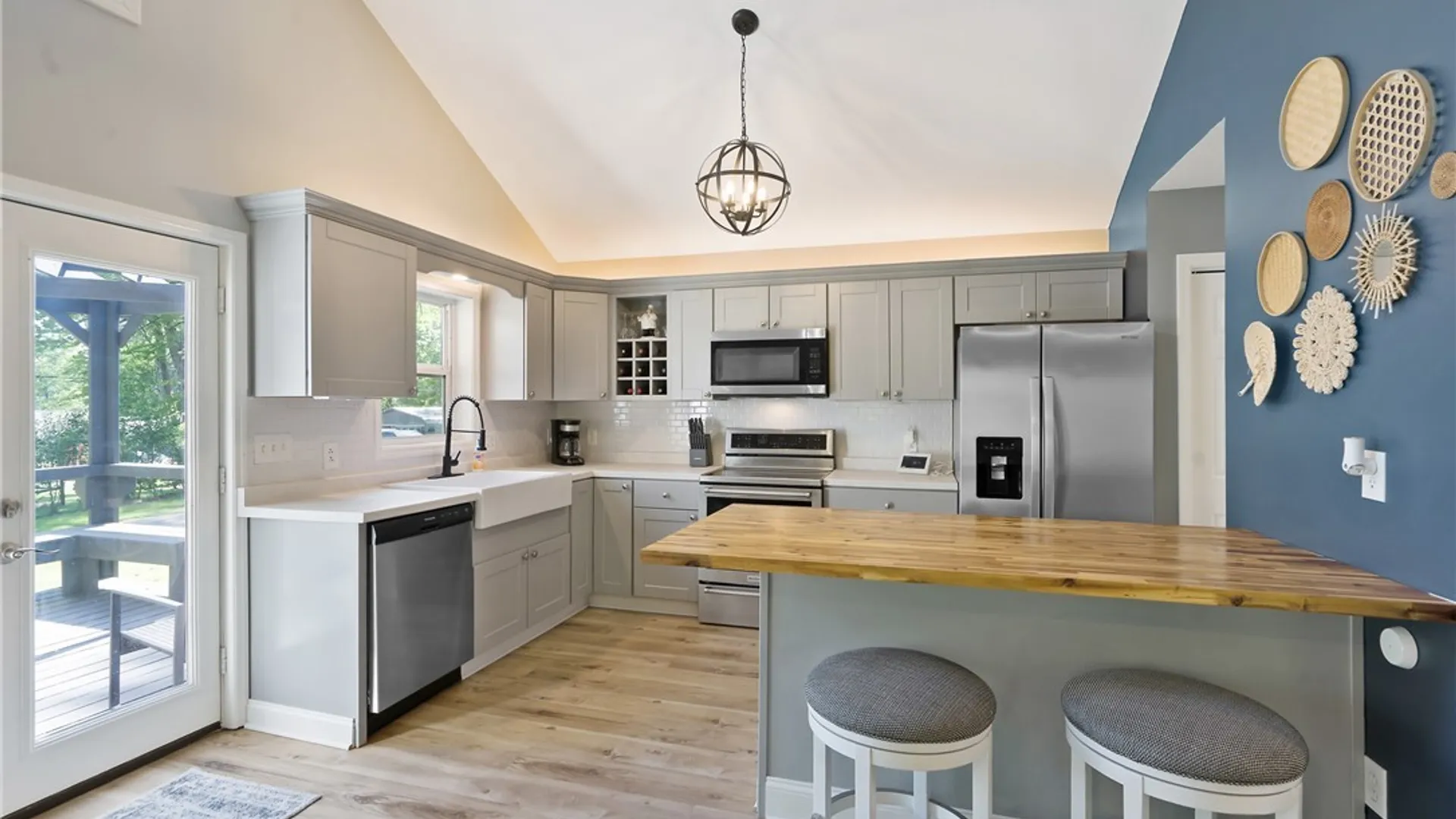 Property at 29 Fawn Road, Constantia, NY 13028 14