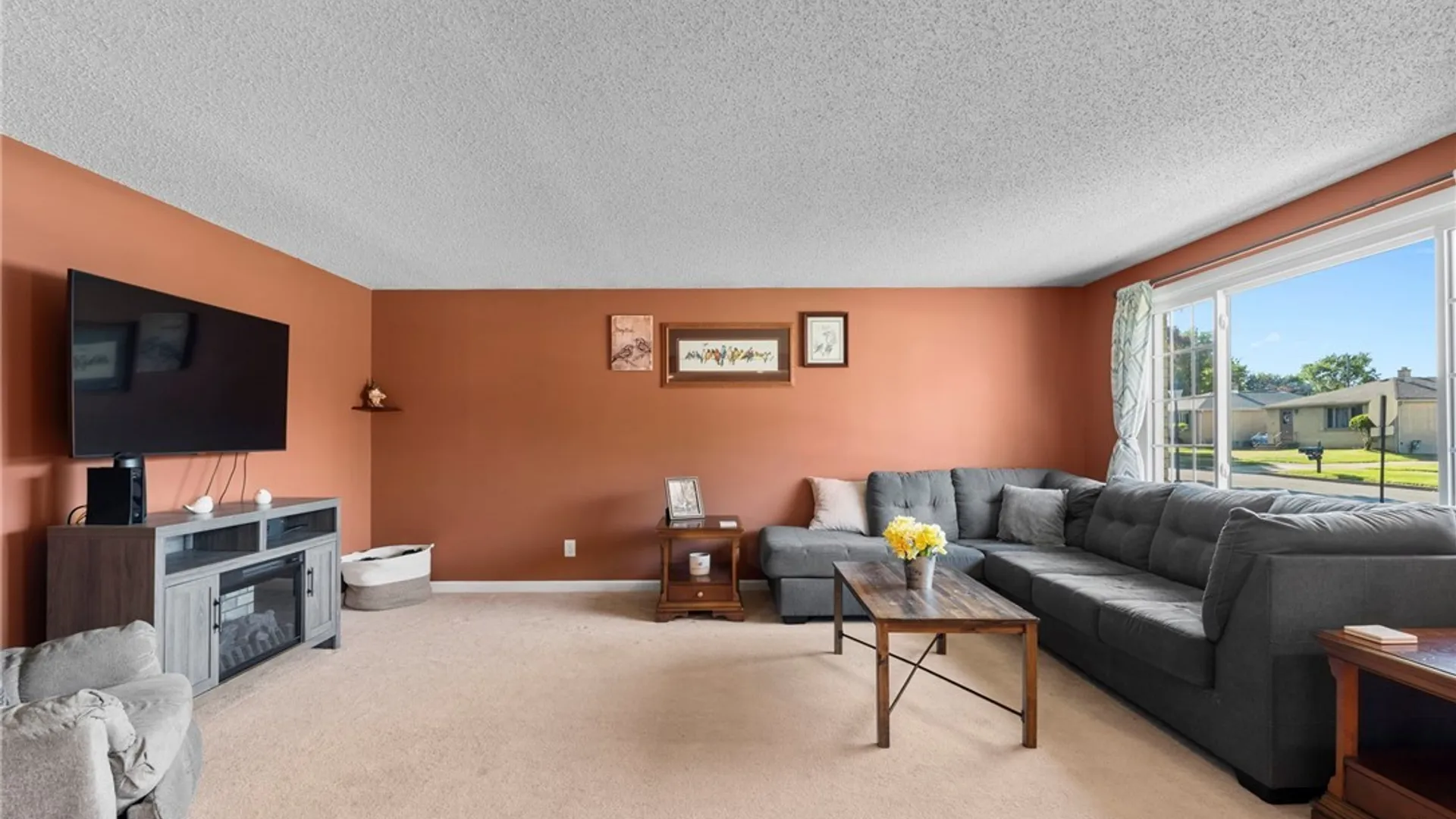 Property at 59 Davidson Drive, Cheektowaga, NY 14043 12