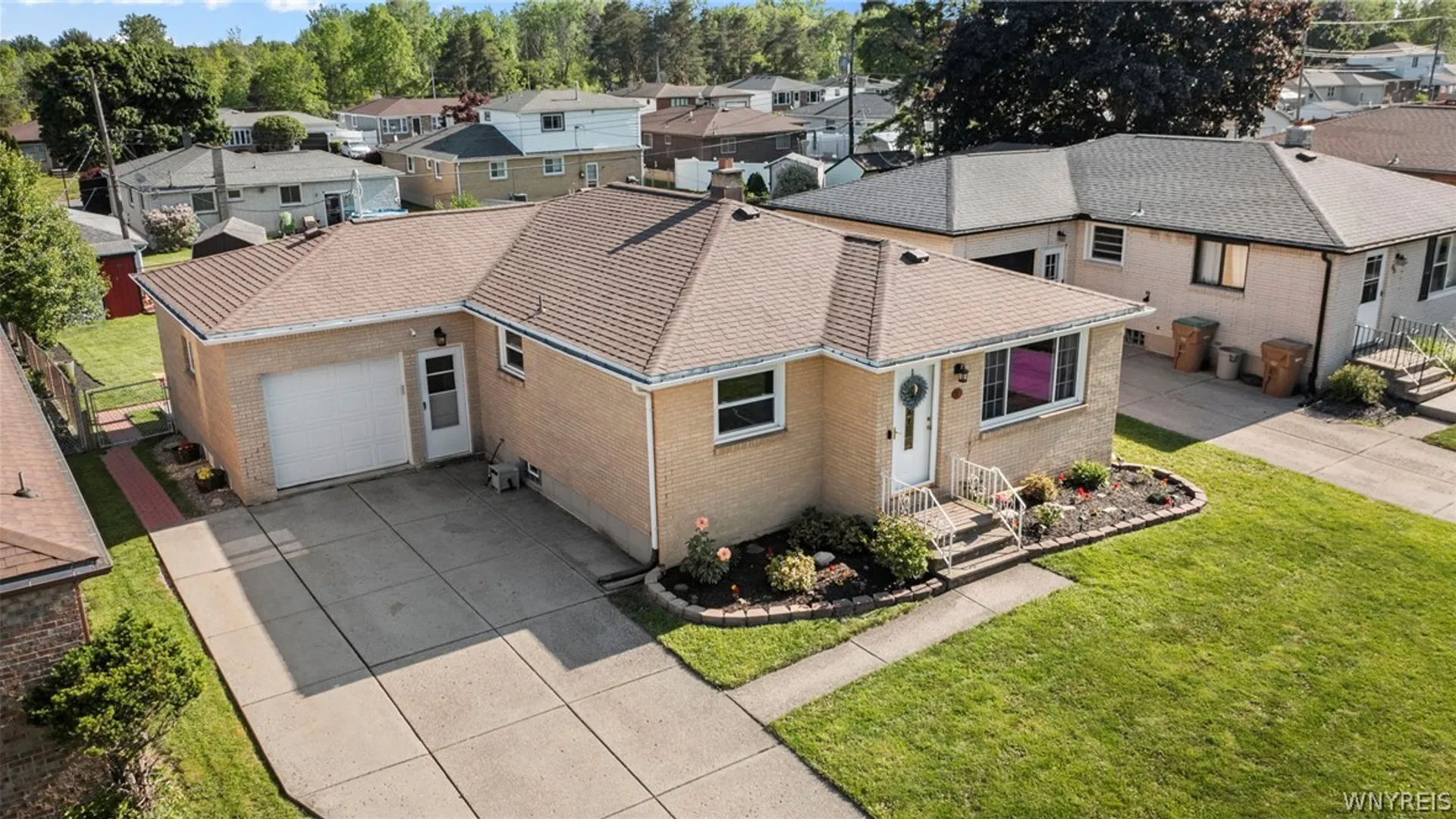 Property at 59 Davidson Drive, Cheektowaga, NY 14043 2