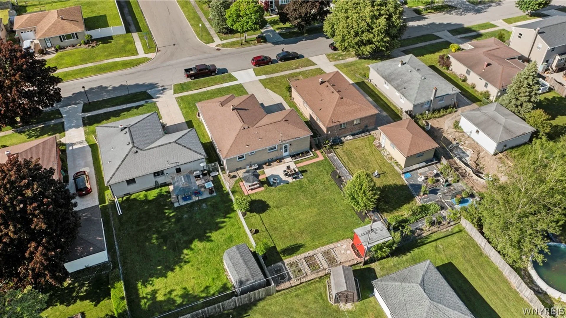 Property at 59 Davidson Drive, Cheektowaga, NY 14043 32
