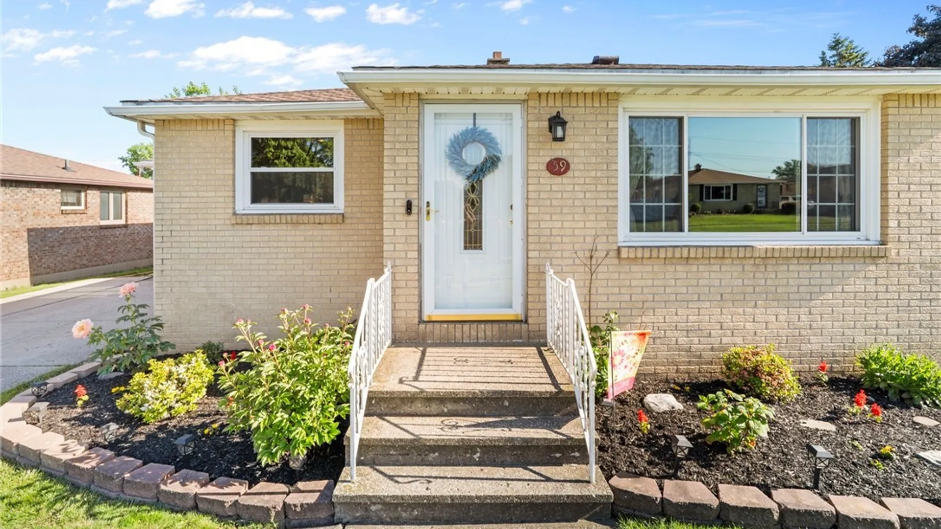 Property at 59 Davidson Drive, Cheektowaga, NY 14043 4