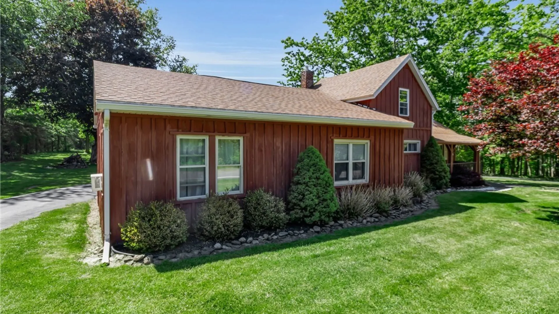 Property at 1713 Grover Road, Aurora, NY 14052 3