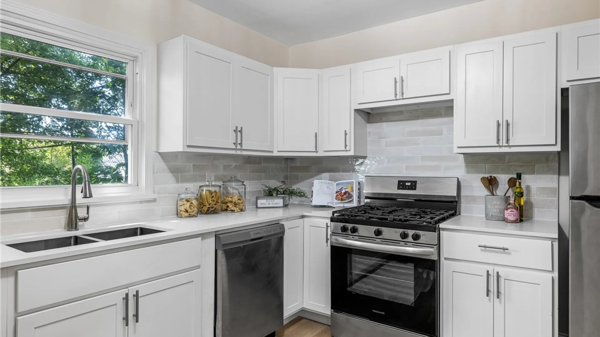 Property at 43 Regent Street, Buffalo, NY 14206 13