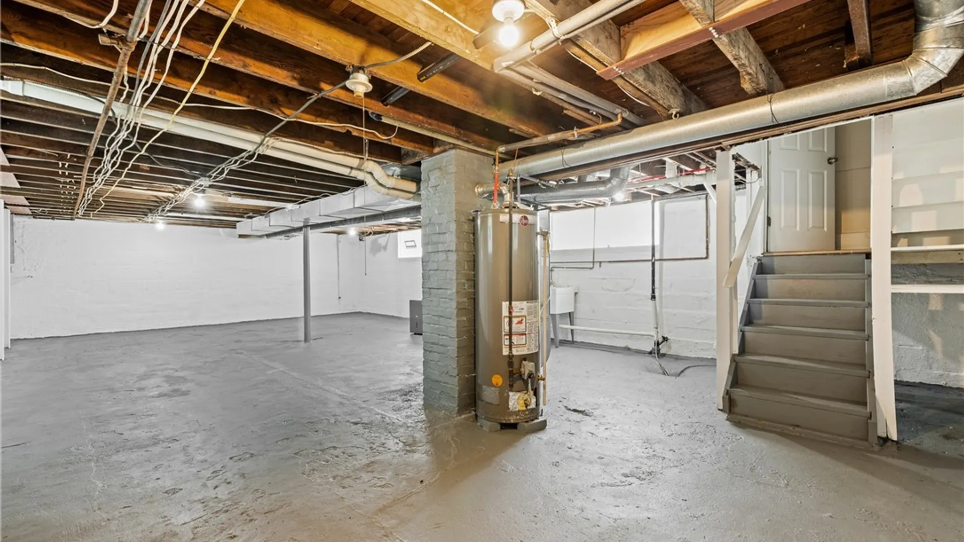 Property at 43 Regent Street, Buffalo, NY 14206 26